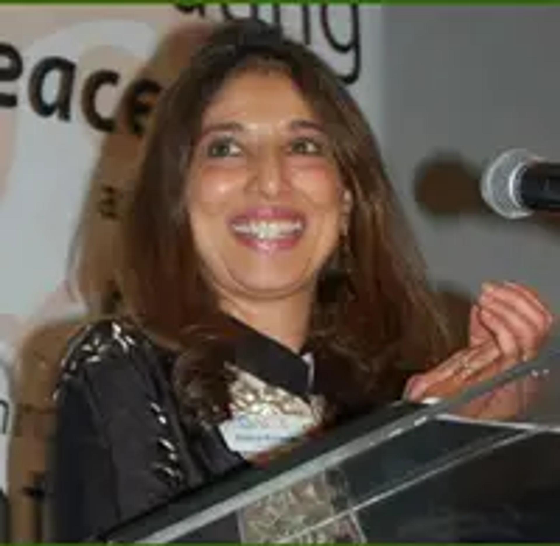 Nahid Khataw