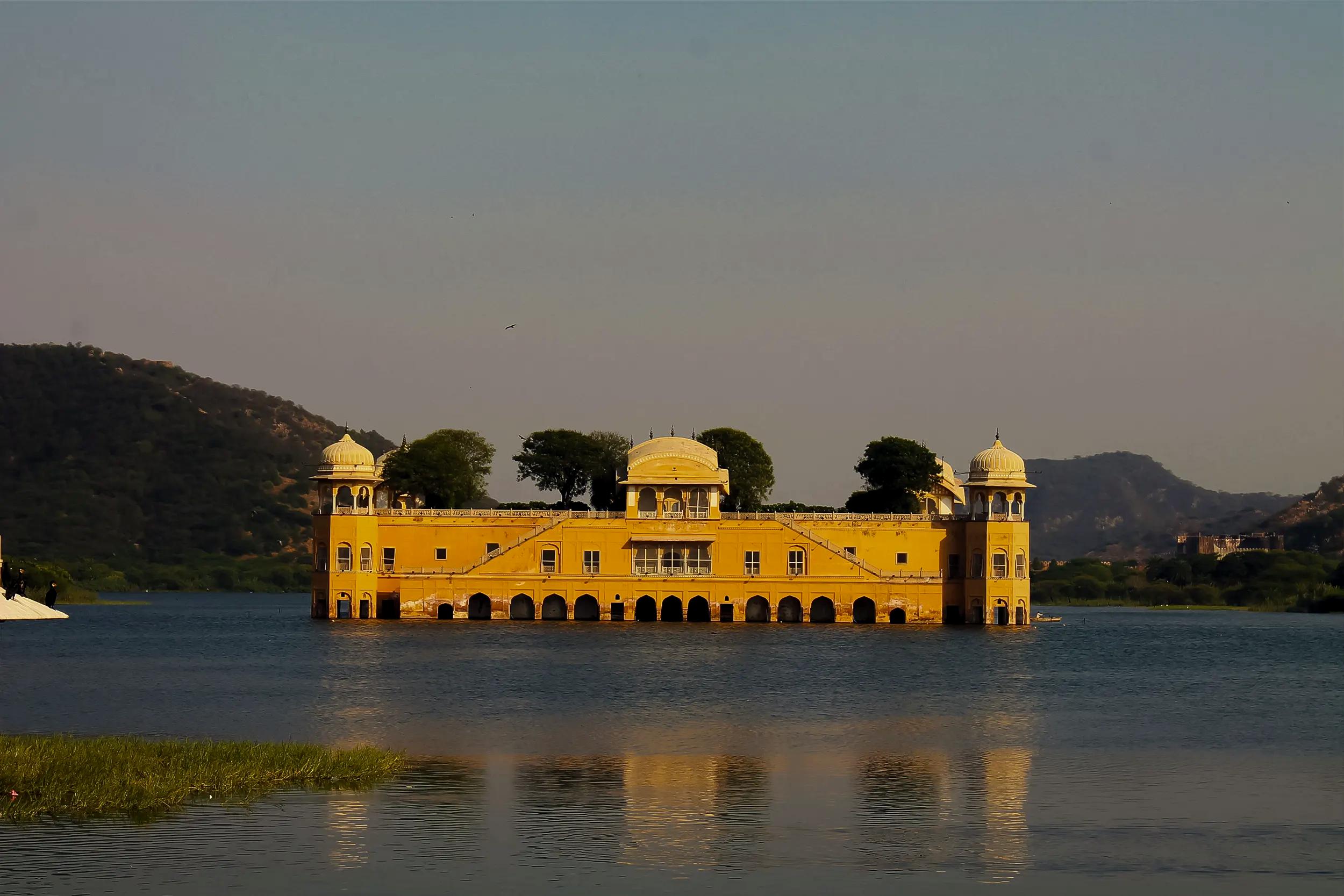 JAIPUR | FORTS, OBSERVATORIES AND ROYAL LEGACY