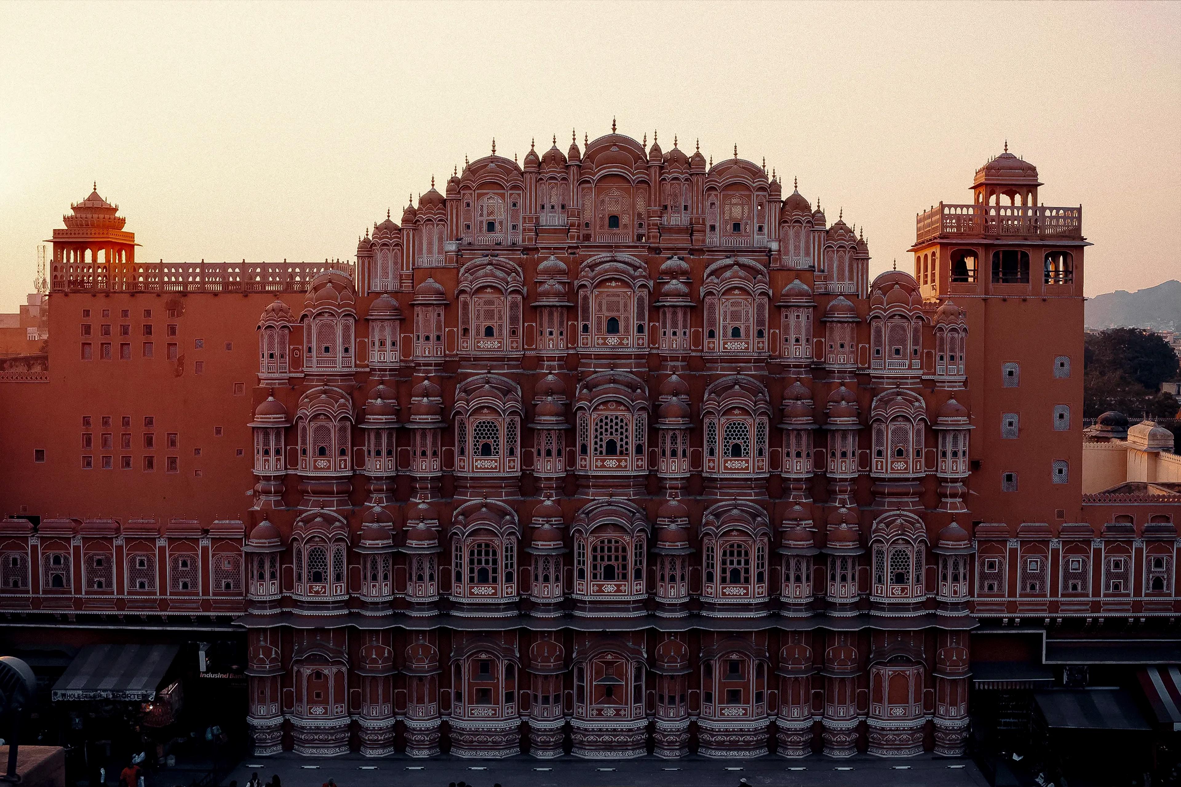 Rajasthan: Jaipur, Amber Fort & the Desert Kingdoms 