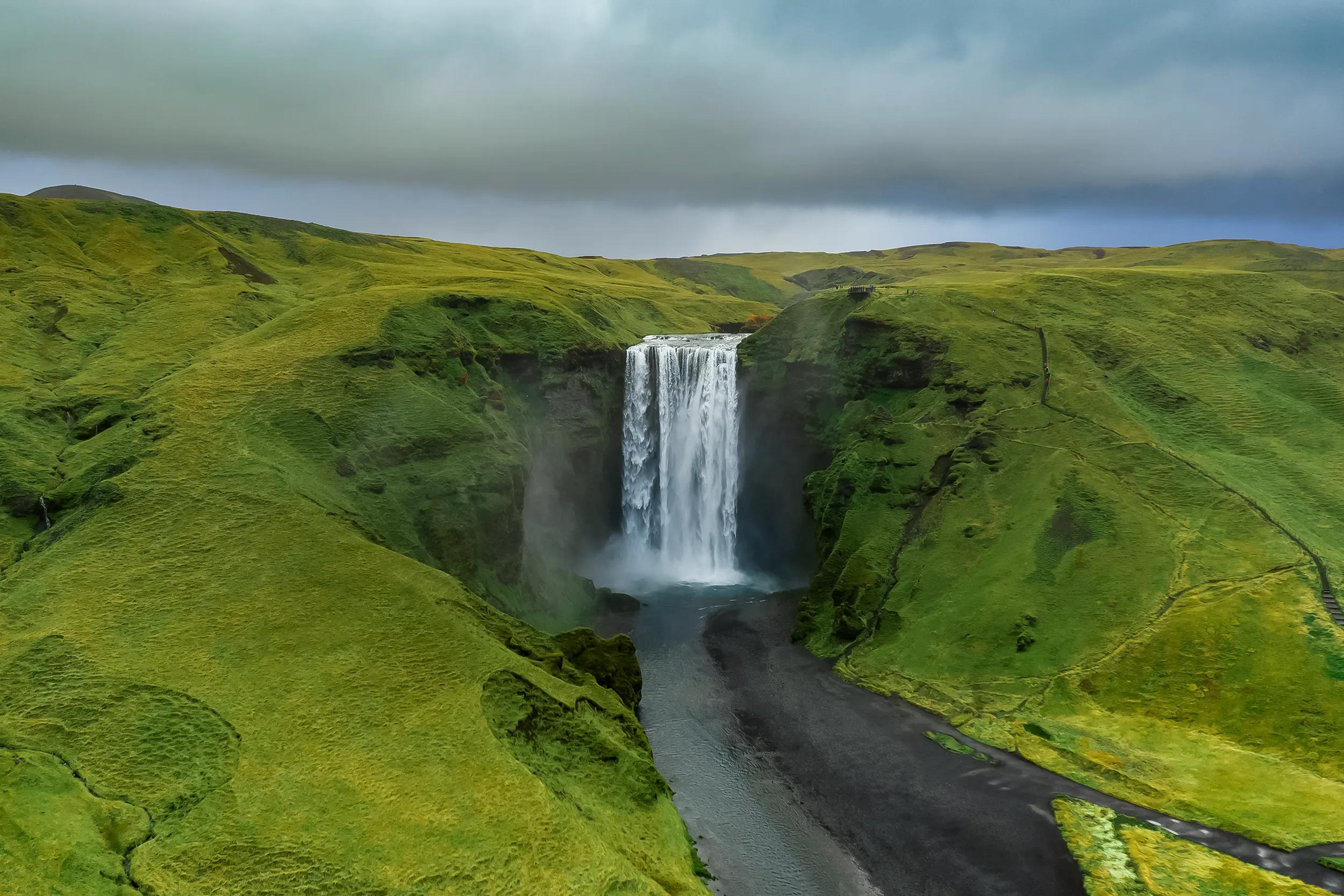 LUXURY HONEYMOON IN ICELAND