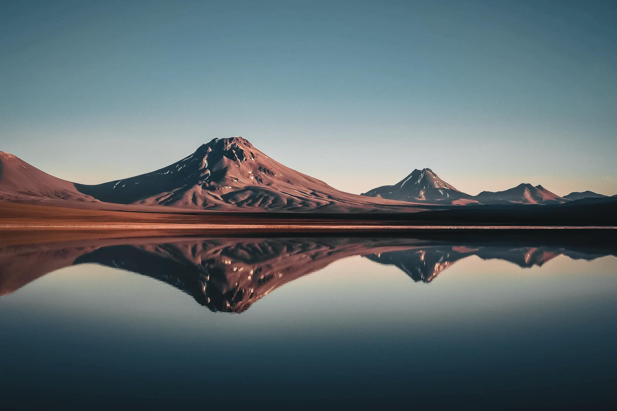 CHILE AND BOLIVIA: ATACAMA TO UYUNI SALT FLATS