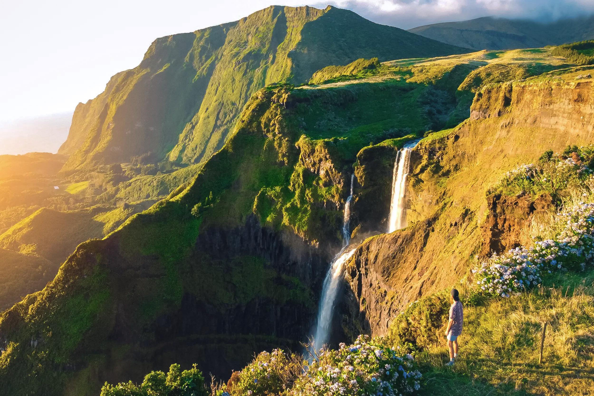 QUEEN ELIZABETH NATIONAL PARK SAFARI