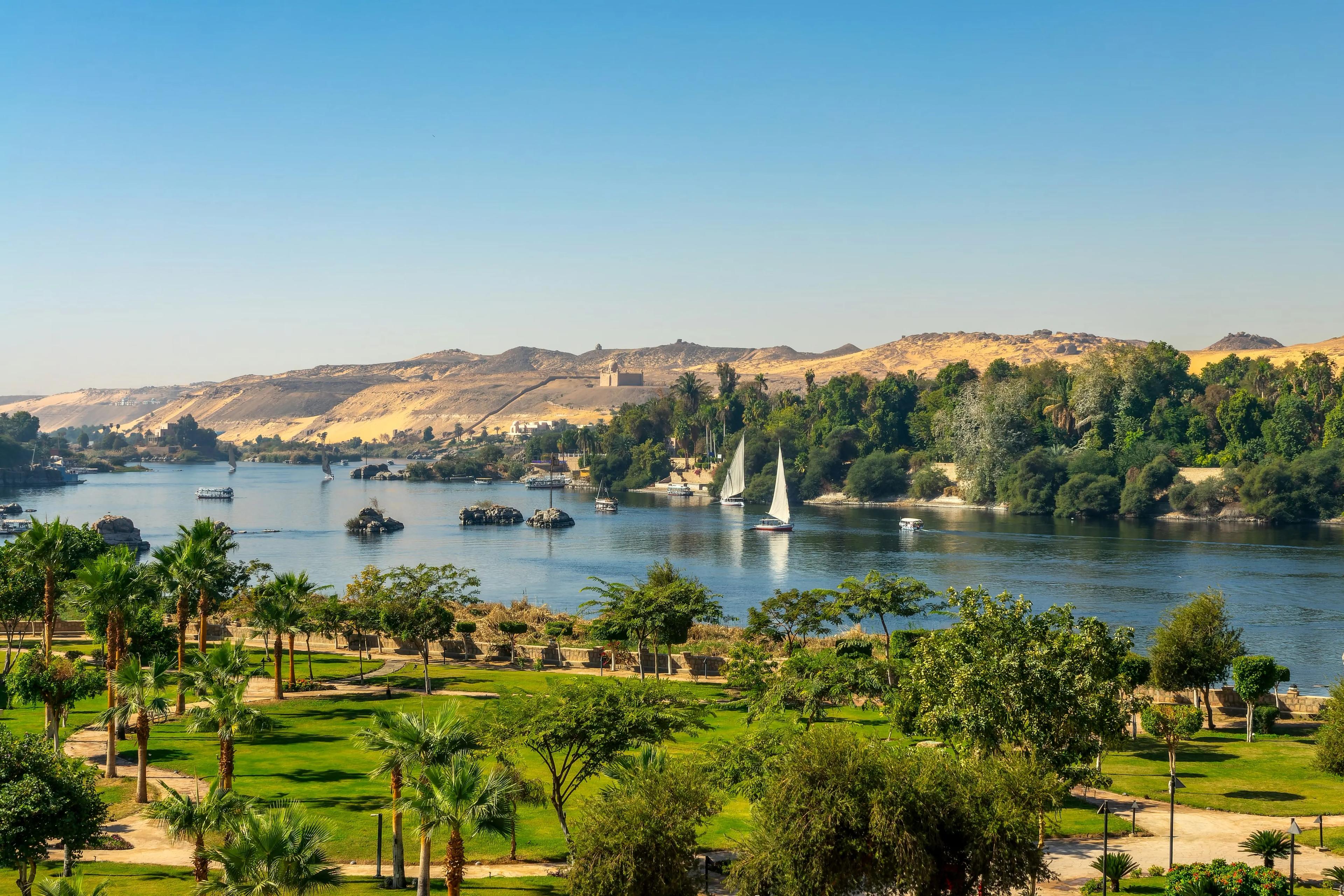 CAIRO: PYRAMIDS OF GIZA & SPHINX · GRAND EGYPTIAN MUSEUM · OVERNIGHT TRAIN TO ASWAN