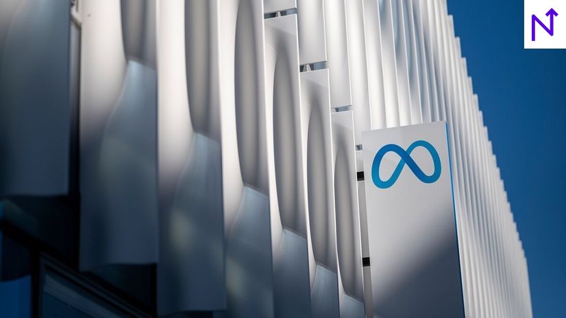 Meta Recruits Top Apple Exec for Superintelligence Labs
