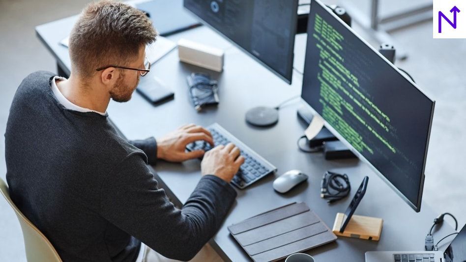 Salesforce Announces Hiring Freeze Due to AI Productivity Boost