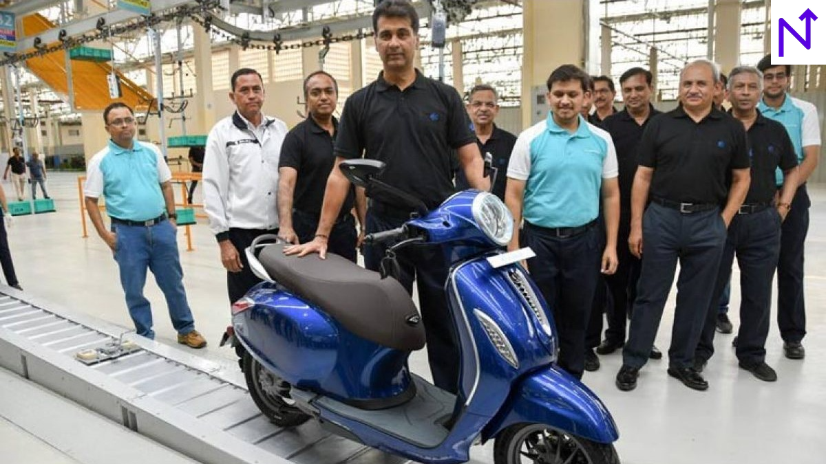 Bajaj Chetak Leads E-Scooter Market