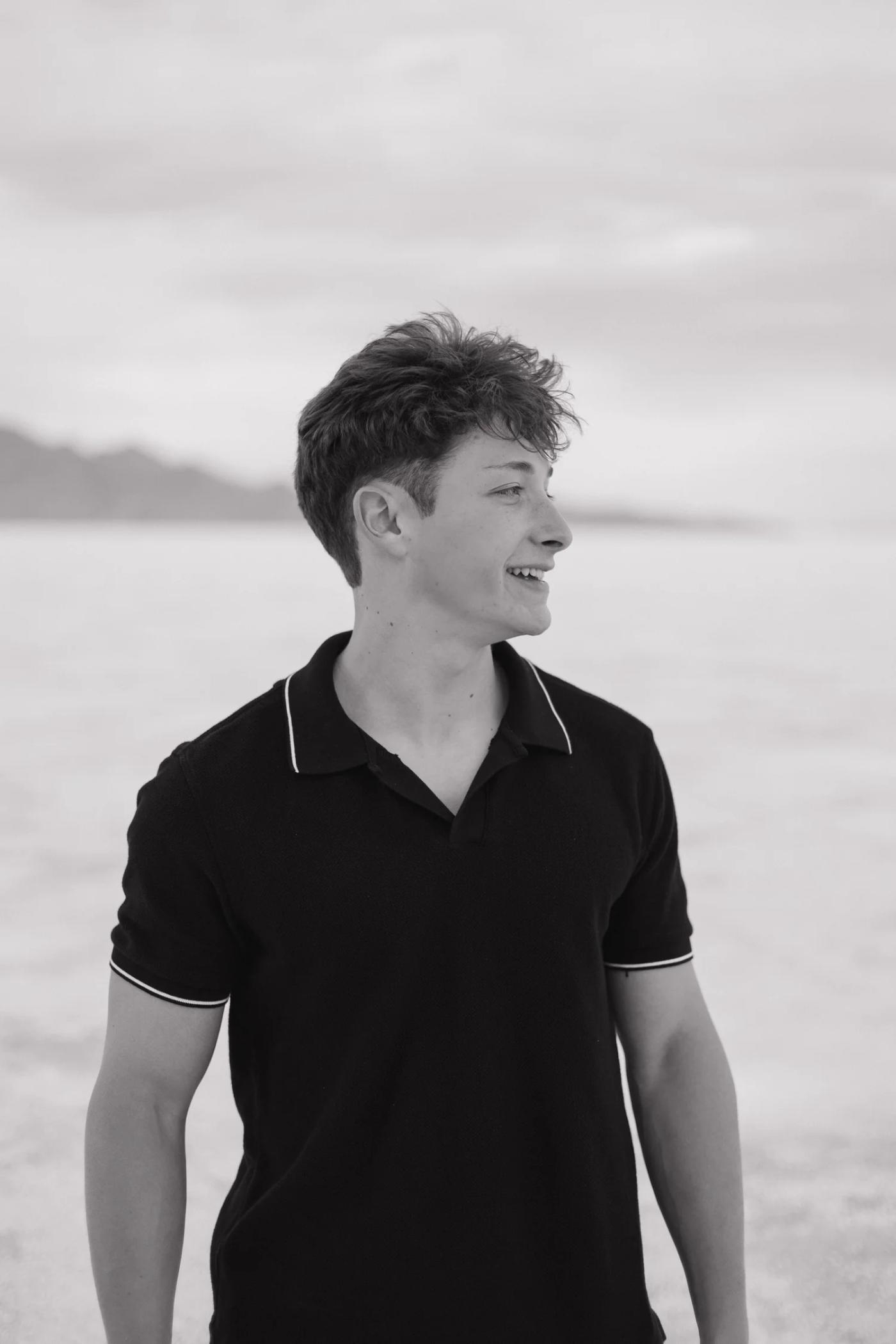 Twin Senior Pictures At The Salt Flats