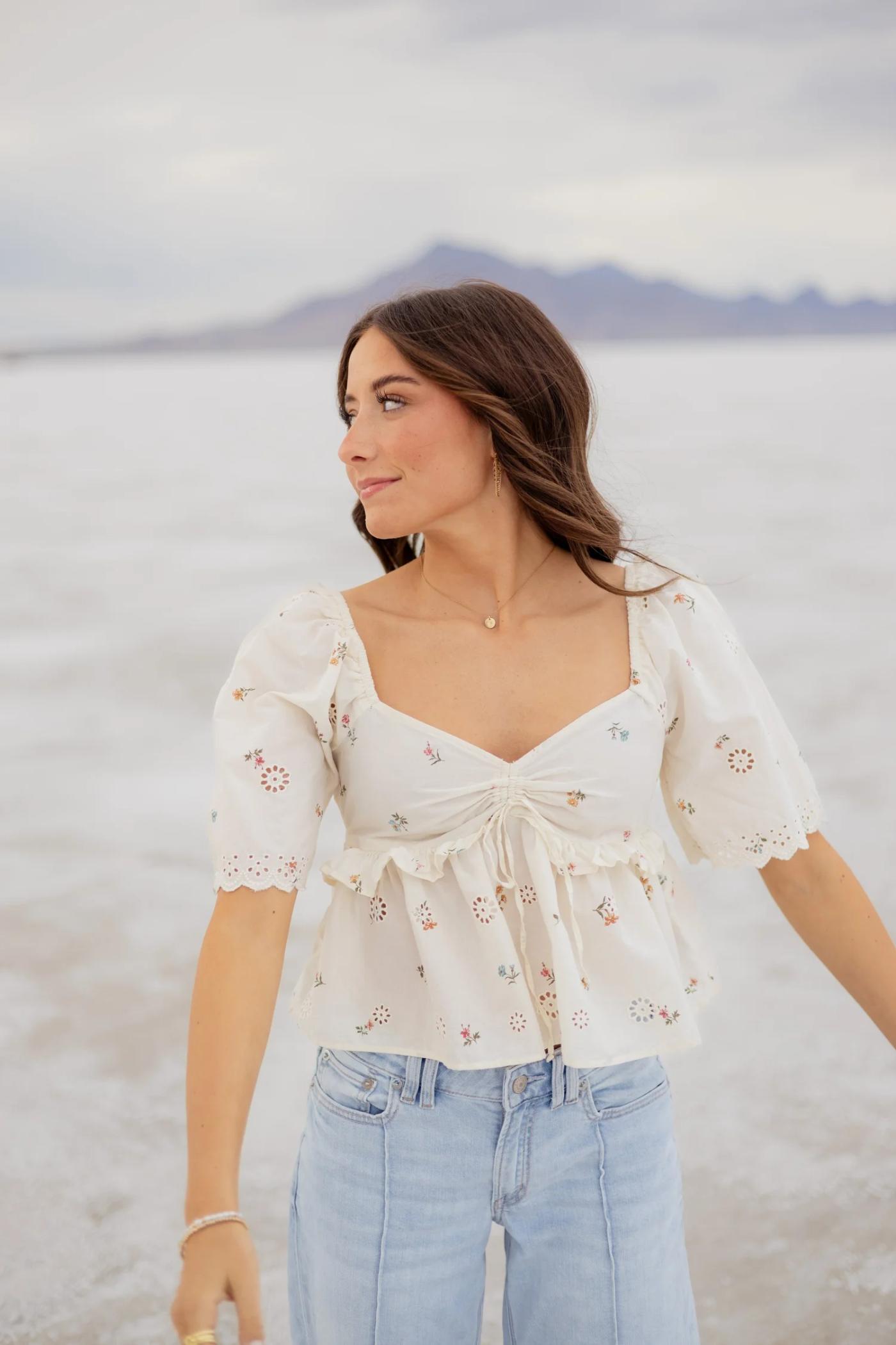 Twin Senior Pictures At The Salt Flats