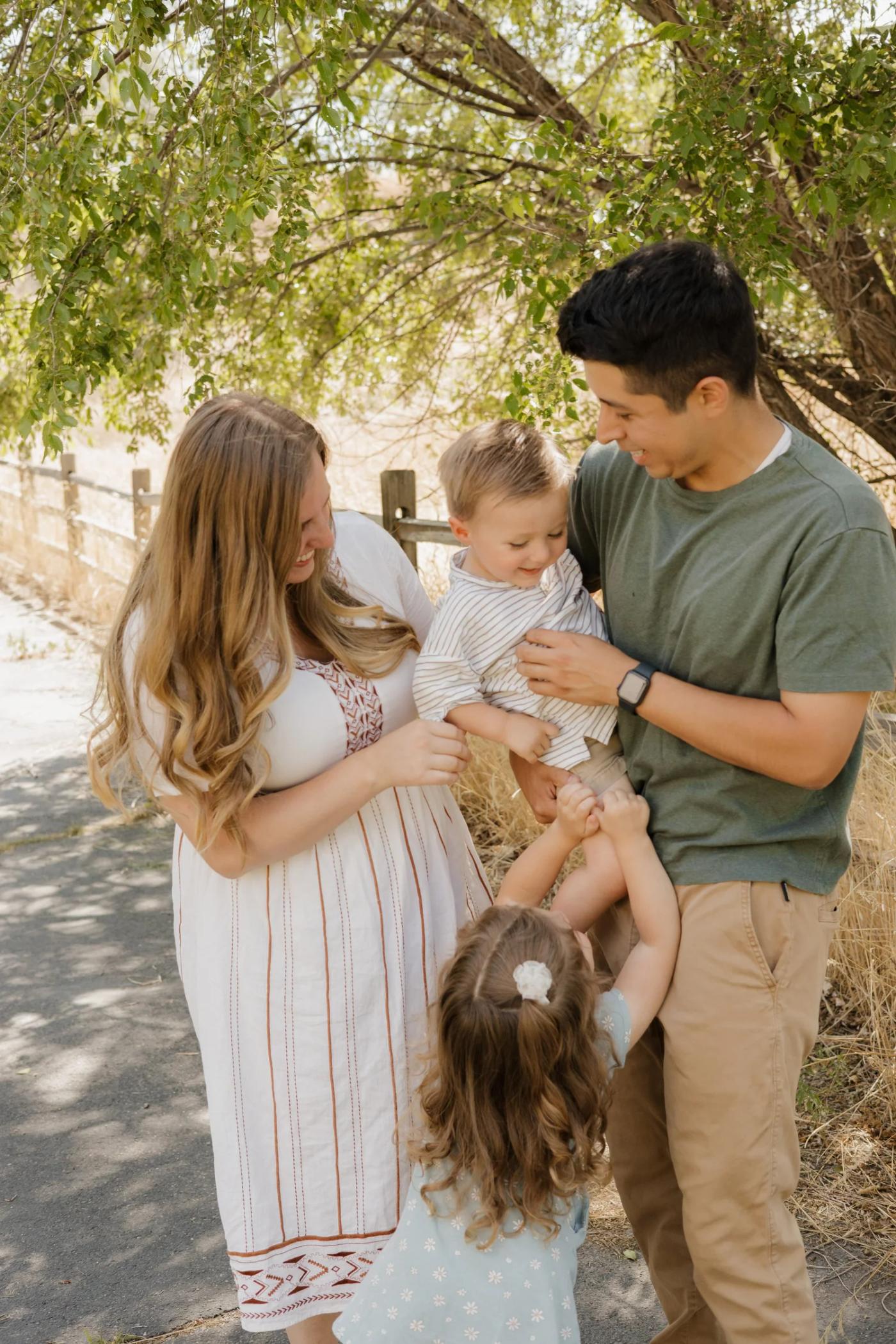 Quick Family Session While Visiting Town