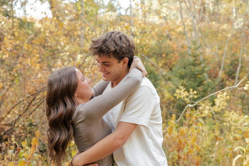 Couples Session Up AF Canyon