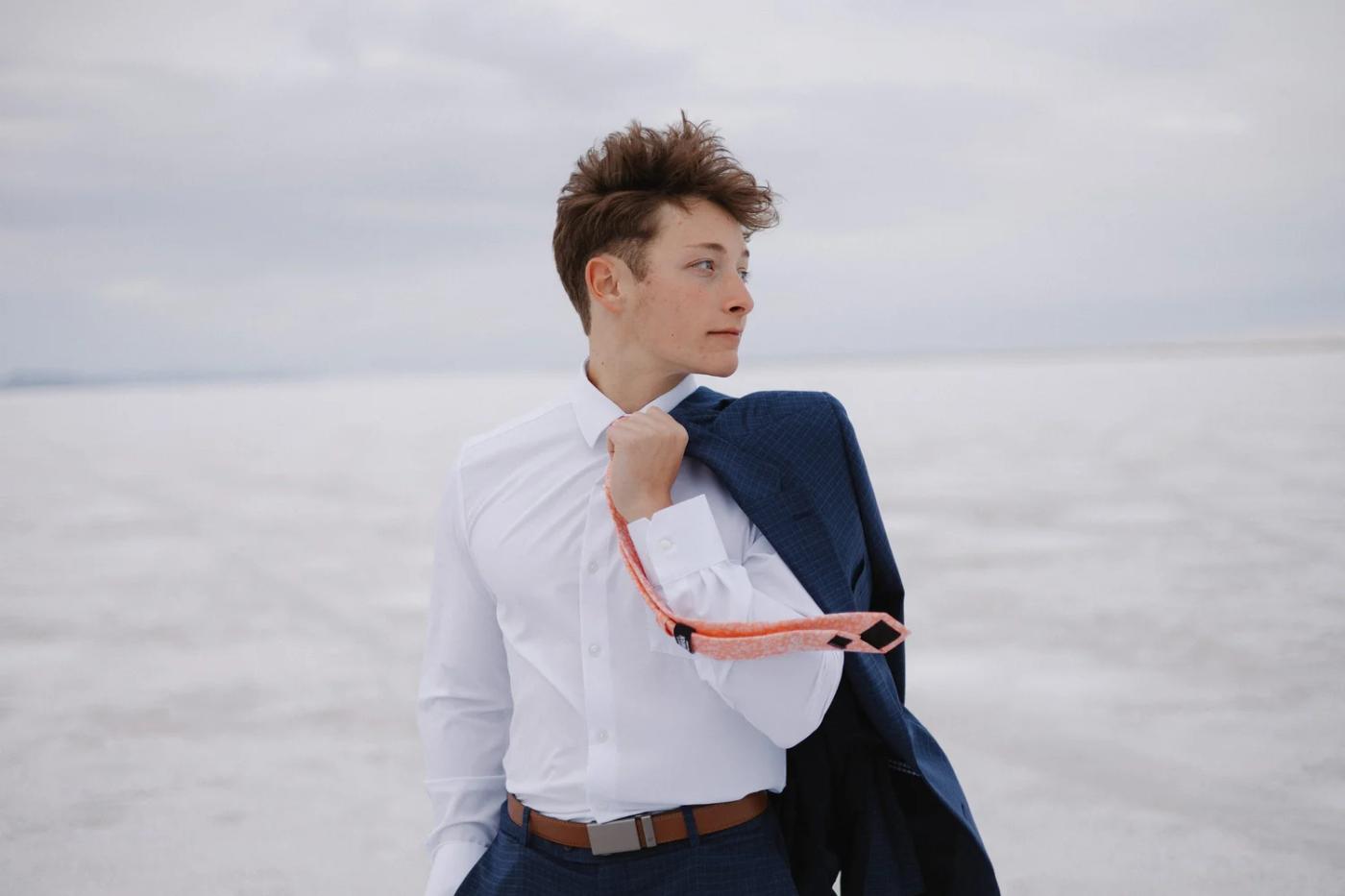 Twin Senior Pictures At The Salt Flats