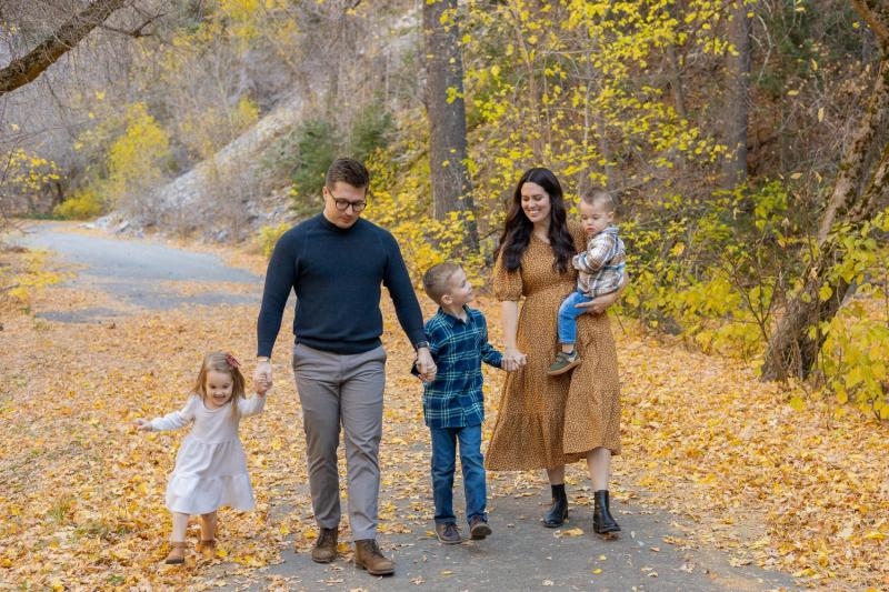 The Sweetest Fall Family Session