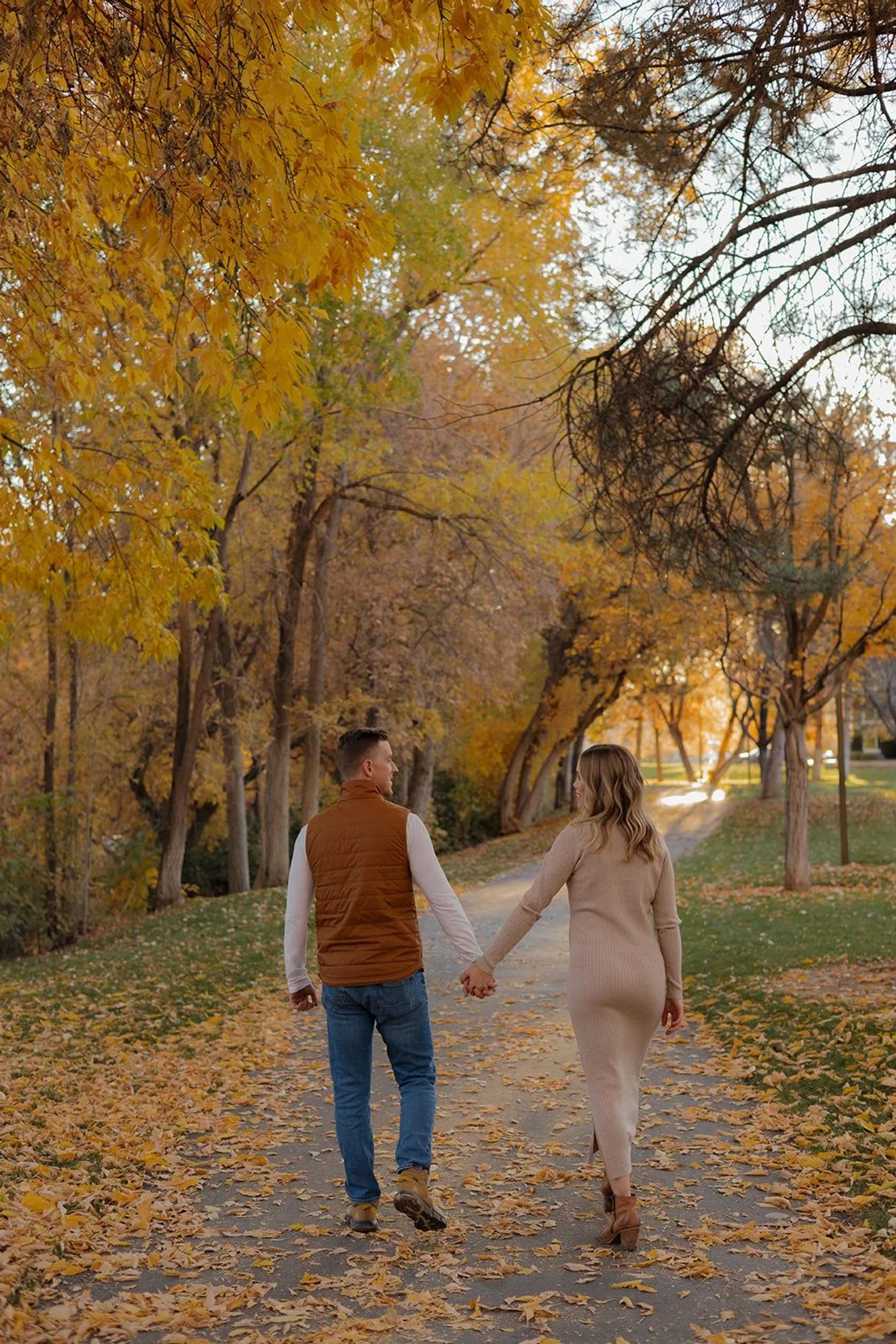 Maternity session in Provo