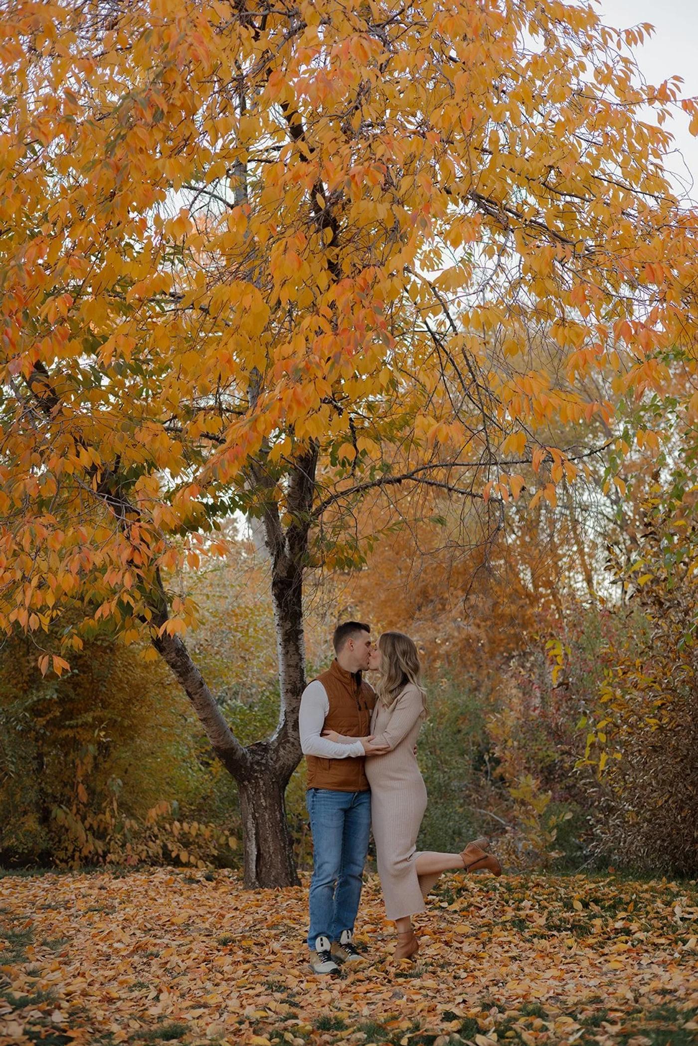 Maternity session in Provo
