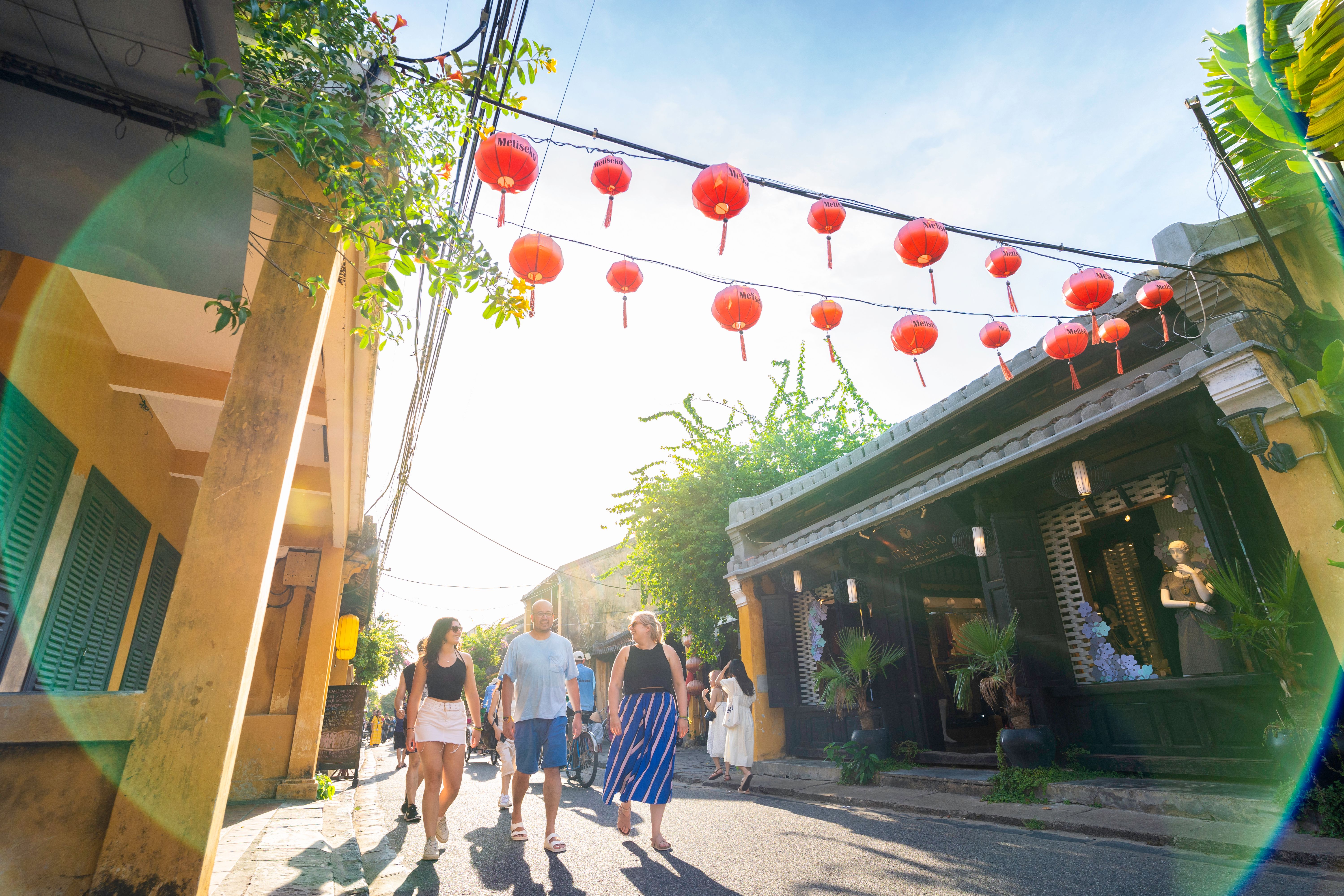 Vietnam Intro Hoi An
