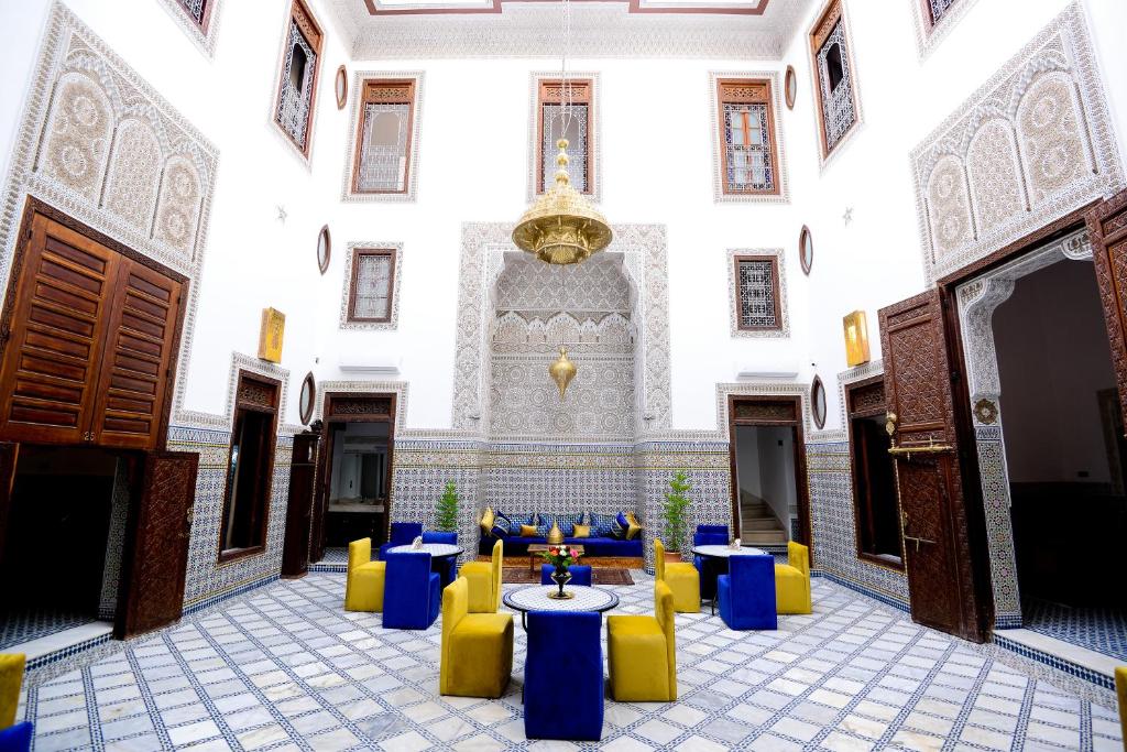 INTRO Travel Morocco Adventure Fes Riad Accommodation