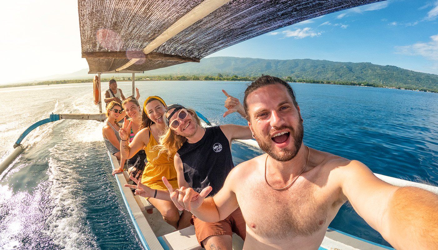 Bali dolphin boat tour