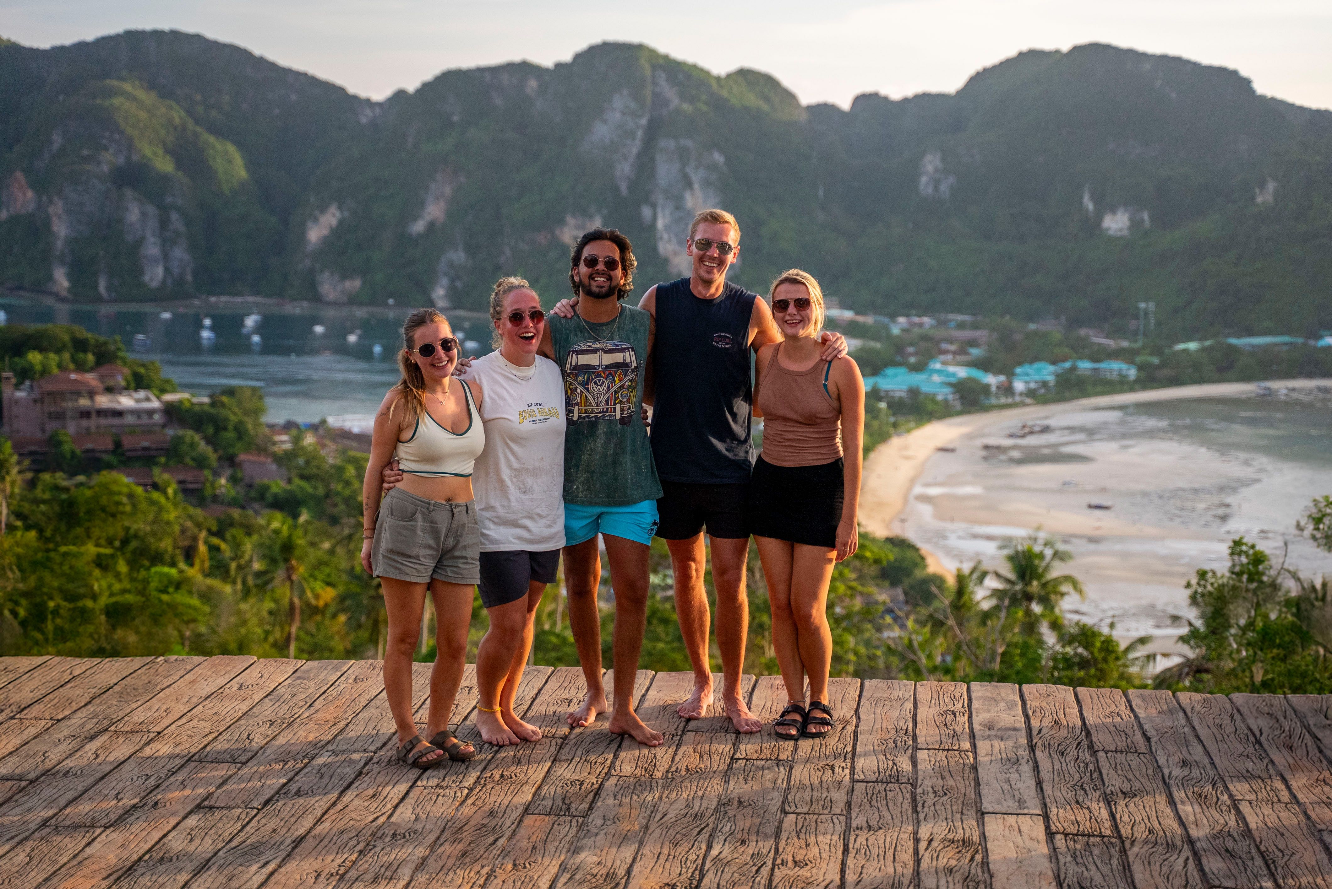 Thailand phi phi viewpoint