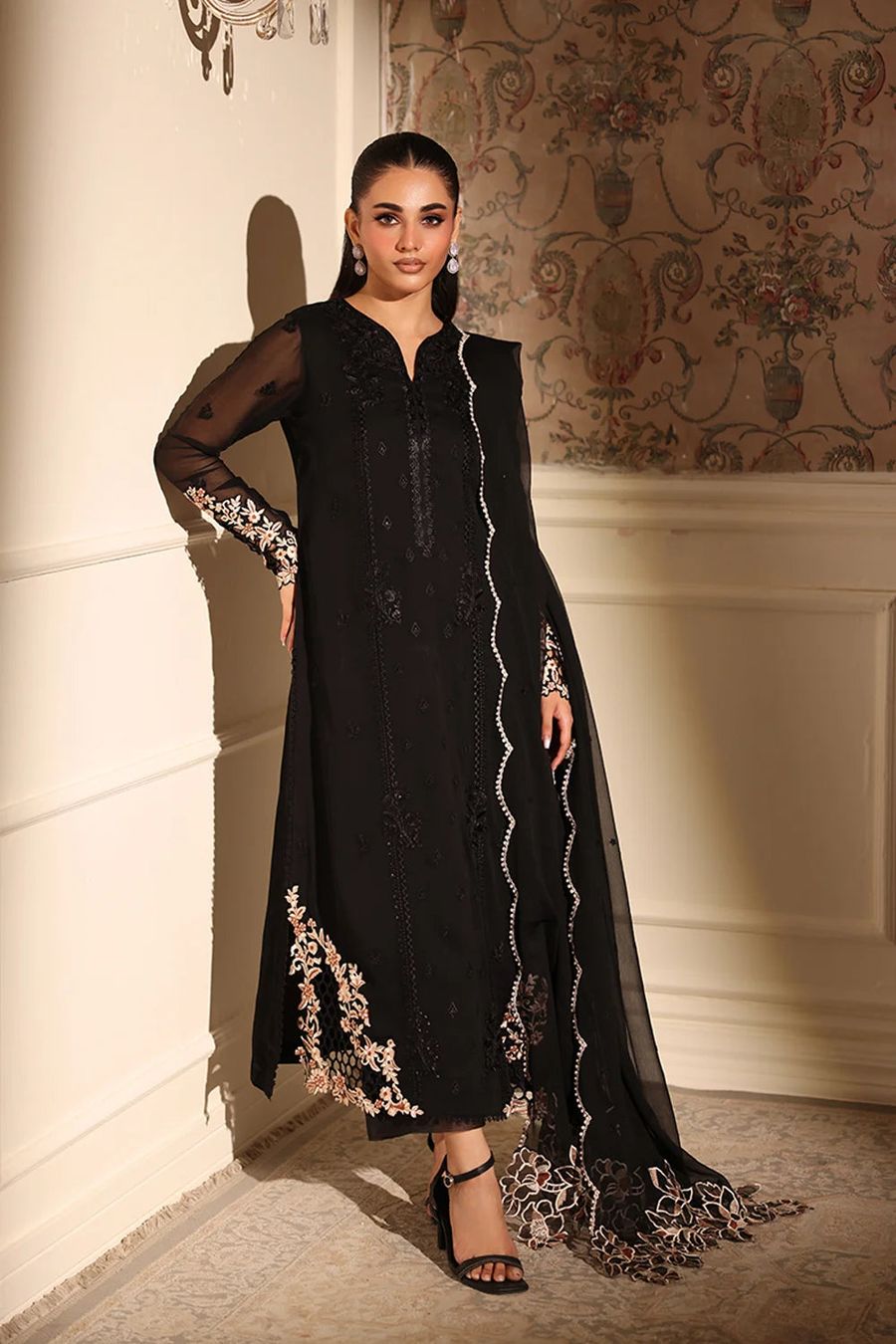Dusken Lace