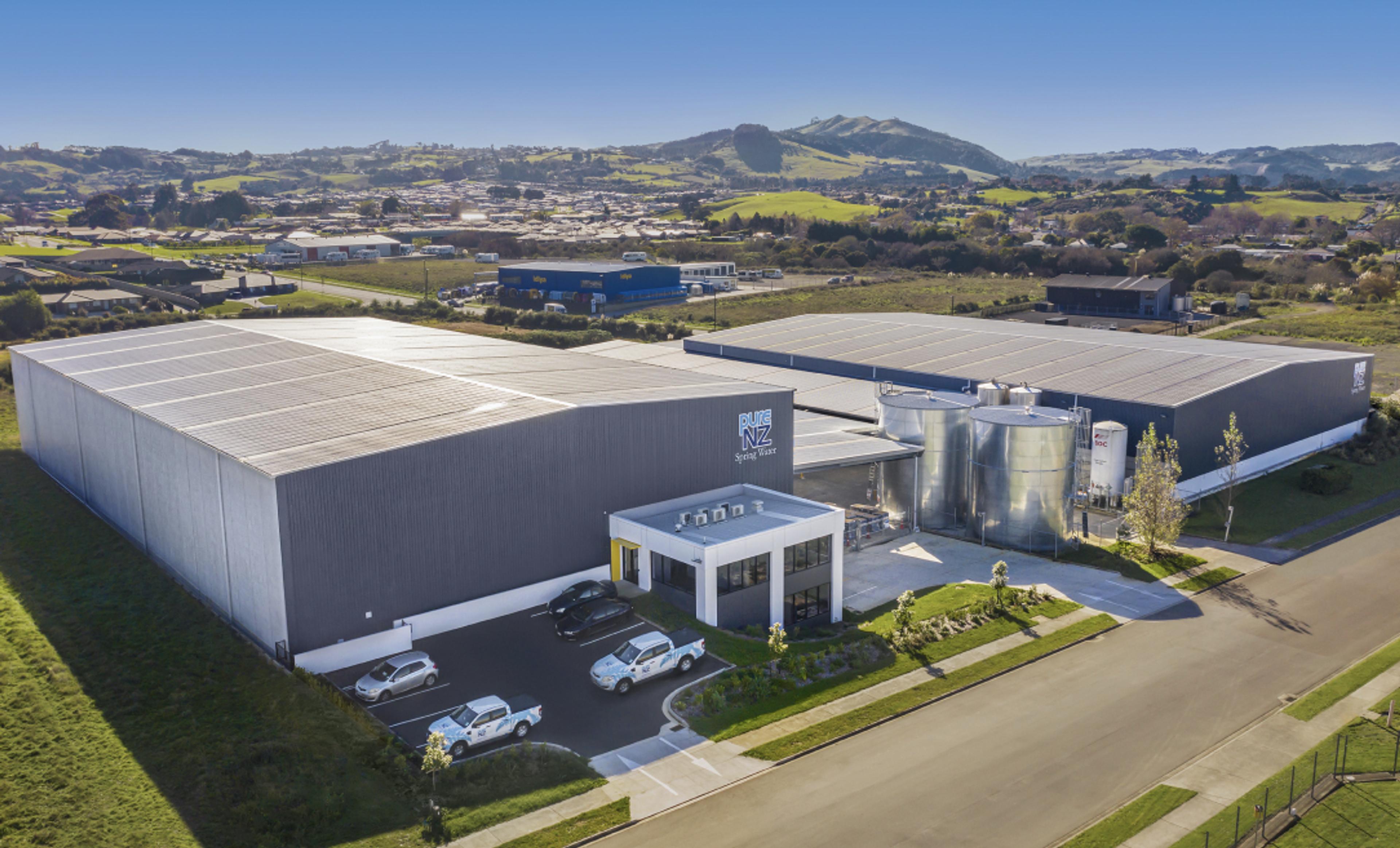 2-4 Yashili Drive is located within the Gateway Business Park in Pōkeno, approximately 50 minutes south of Auckland CBD with excellent logistics access to the golden triangle (Auckland, Hamilton and Tauranga).