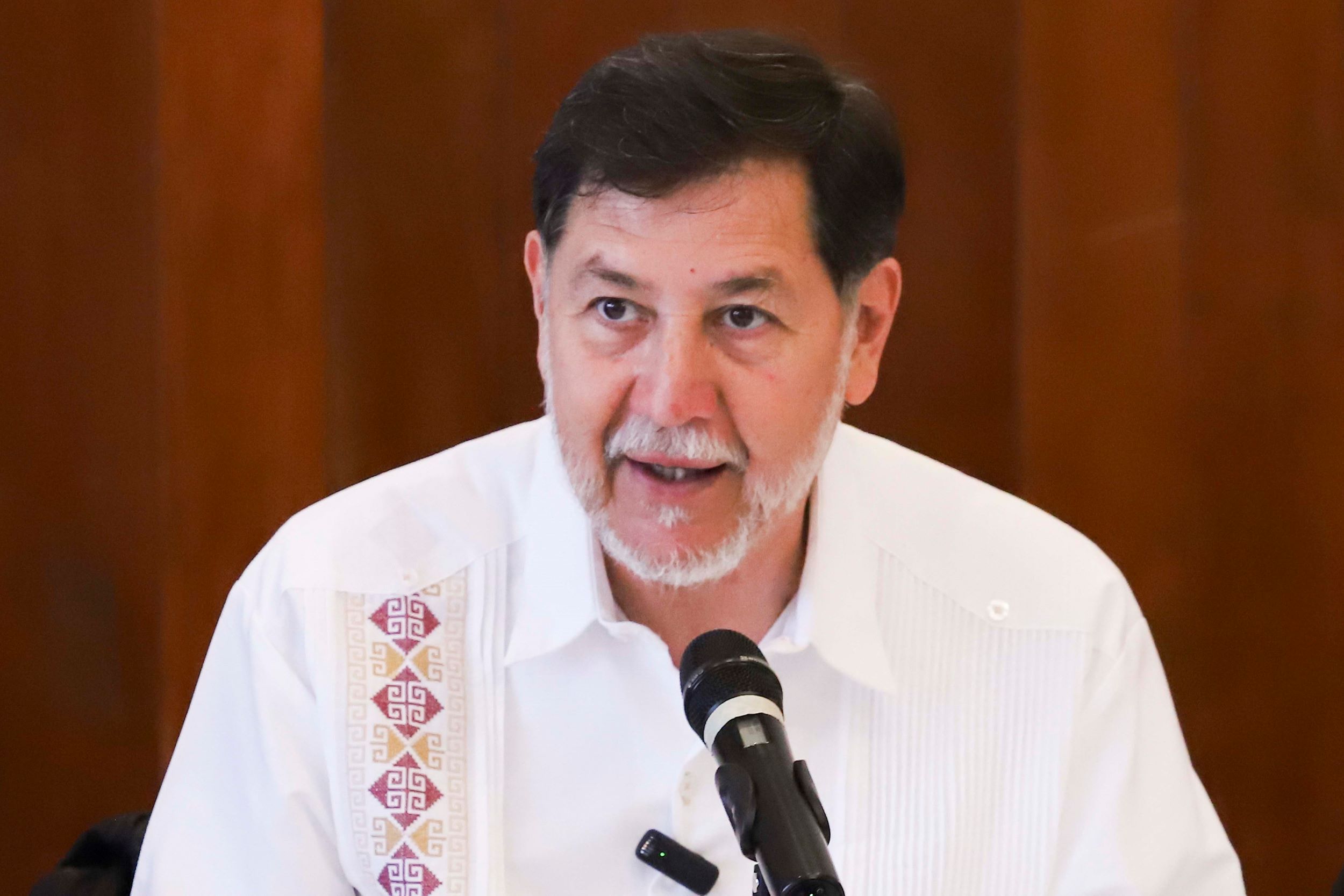 Noroña en Live: "La Ambición se le Despertó" a la Viuda de Manzo... Porque Claro, el Dolor Ajeno es Oportunidad Política