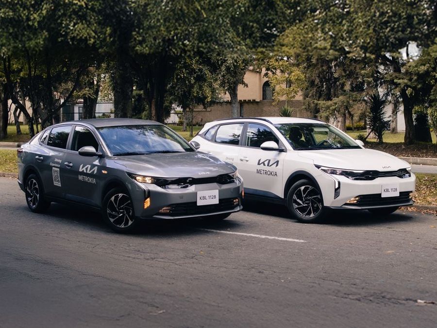 Kia K3 2026: guía completa de versiones Sedán y Cross