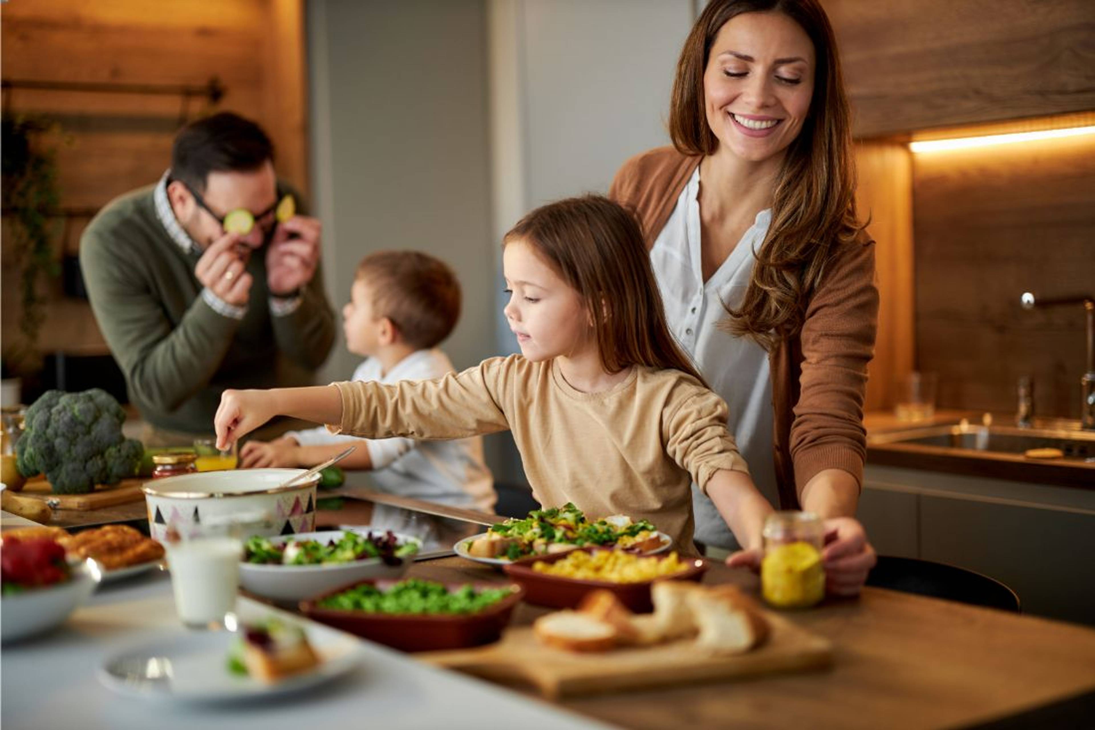 Raising Vegetarian (and Vegan) Children: Nutrition, Nurture and Navigating Food Choices