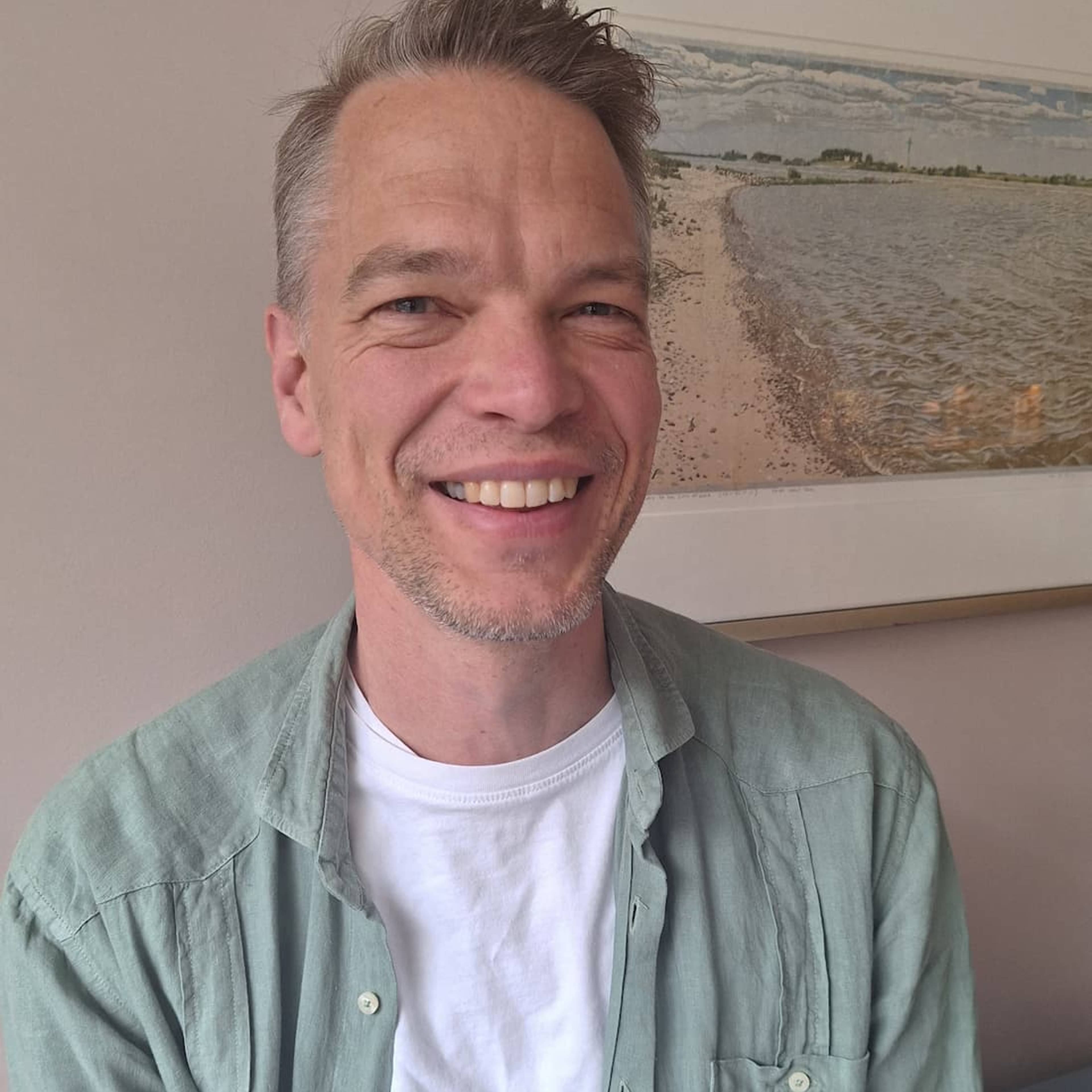 Professor Nils Jostmann
