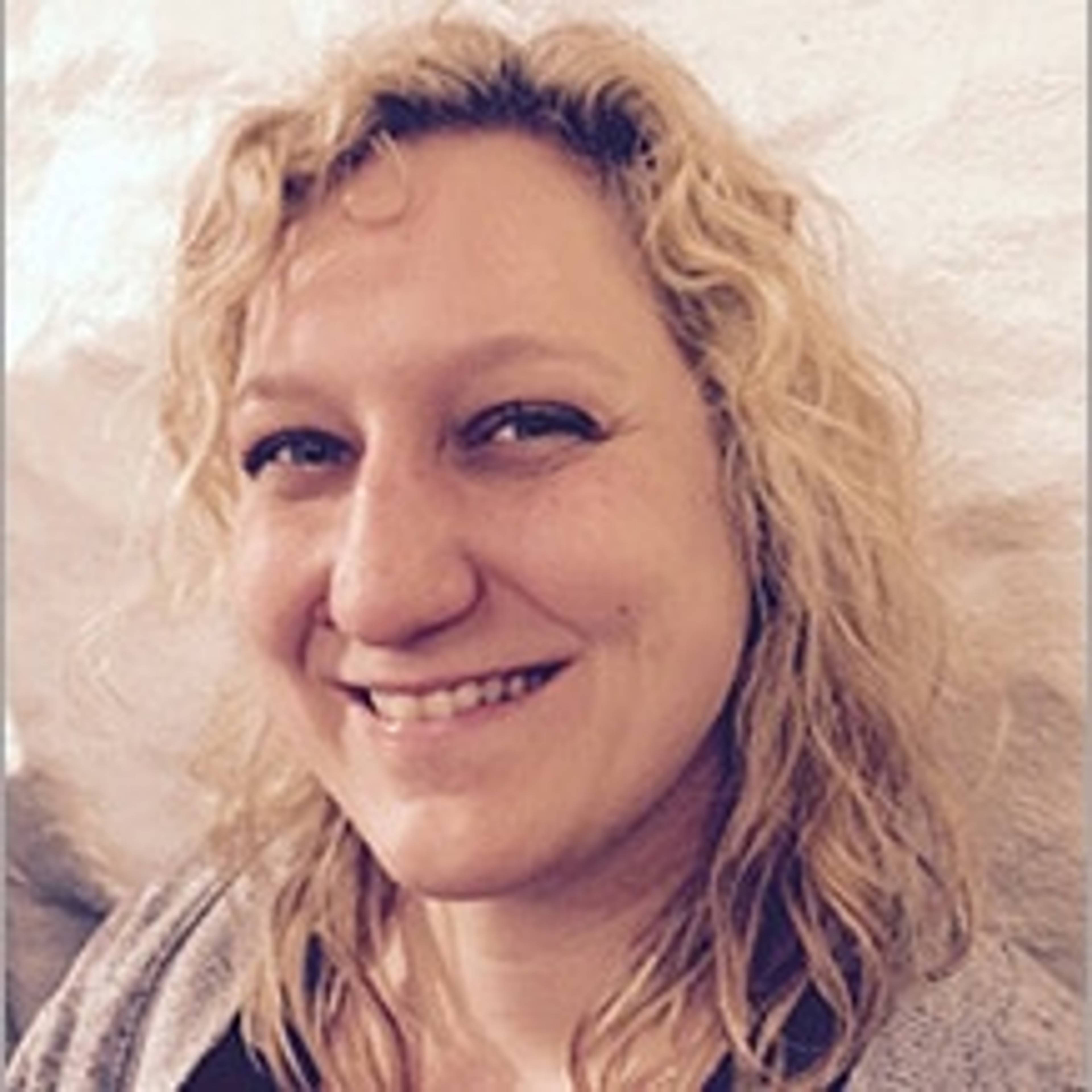 Dr Abby Russell