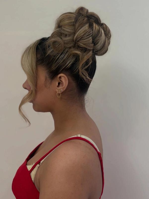 Bridesmaid hair