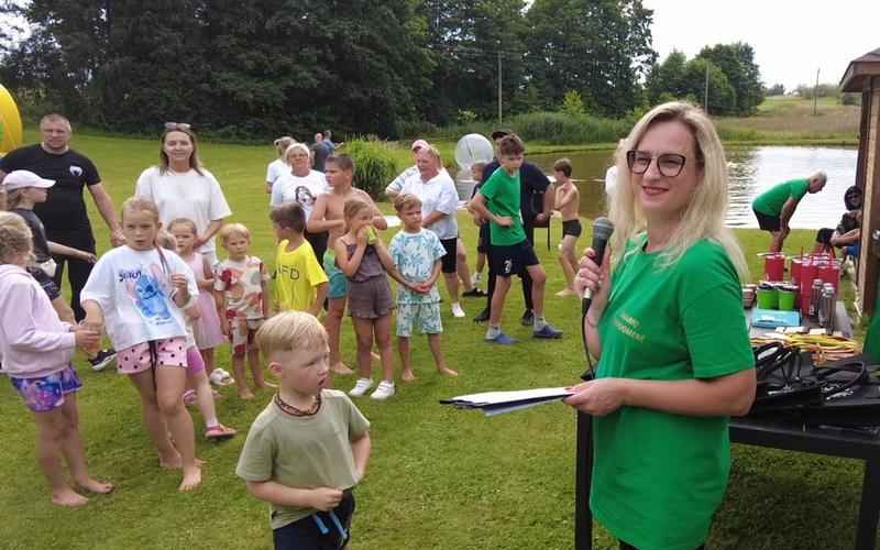 Kai sportas suvienija: Žagariuose – šventė, kurioje laimėjo bendrystė (video)