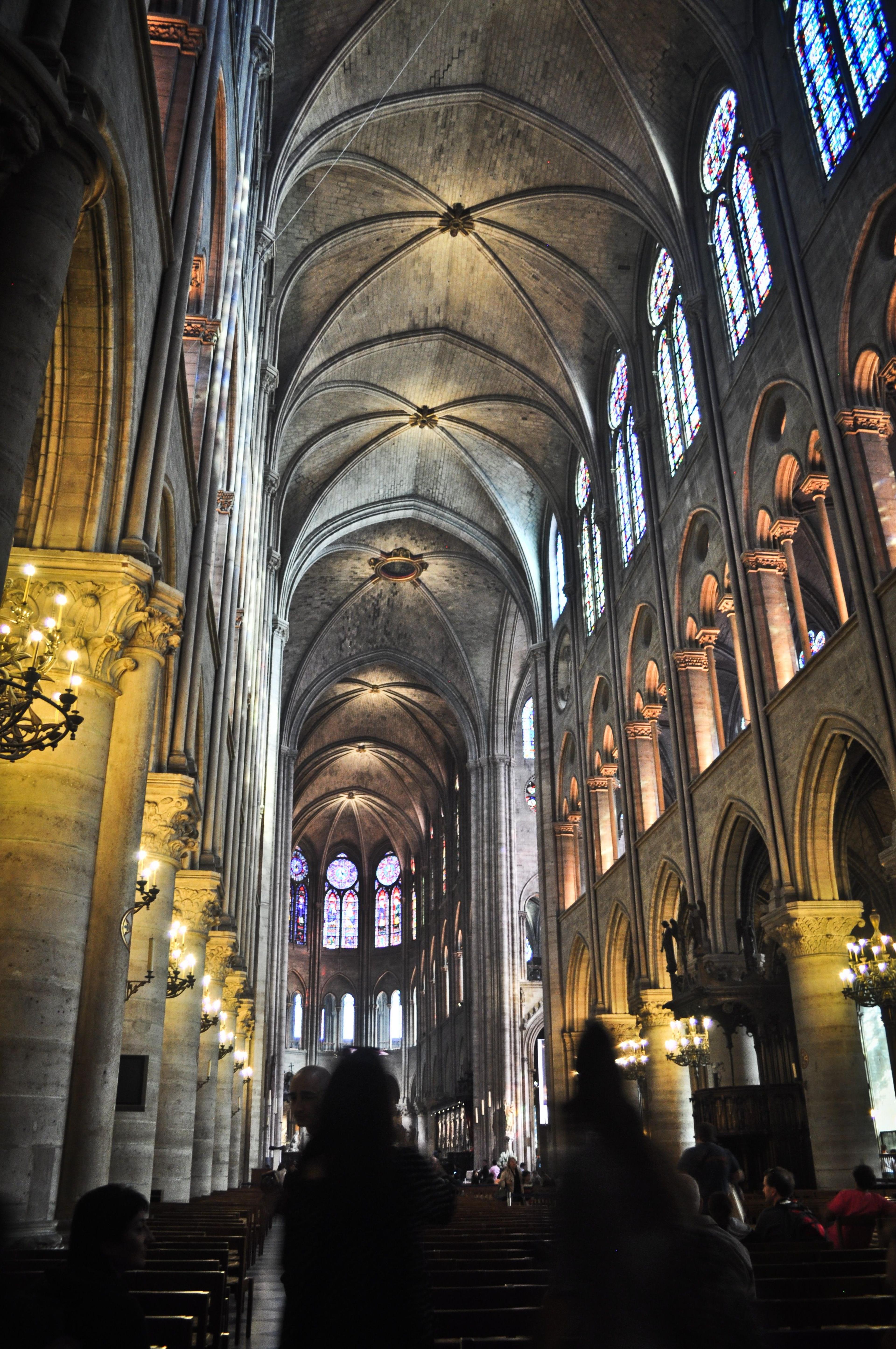 Notre Dame Paris Interior: Premium Licensed Tour (Semi-Private) thumbnail 3