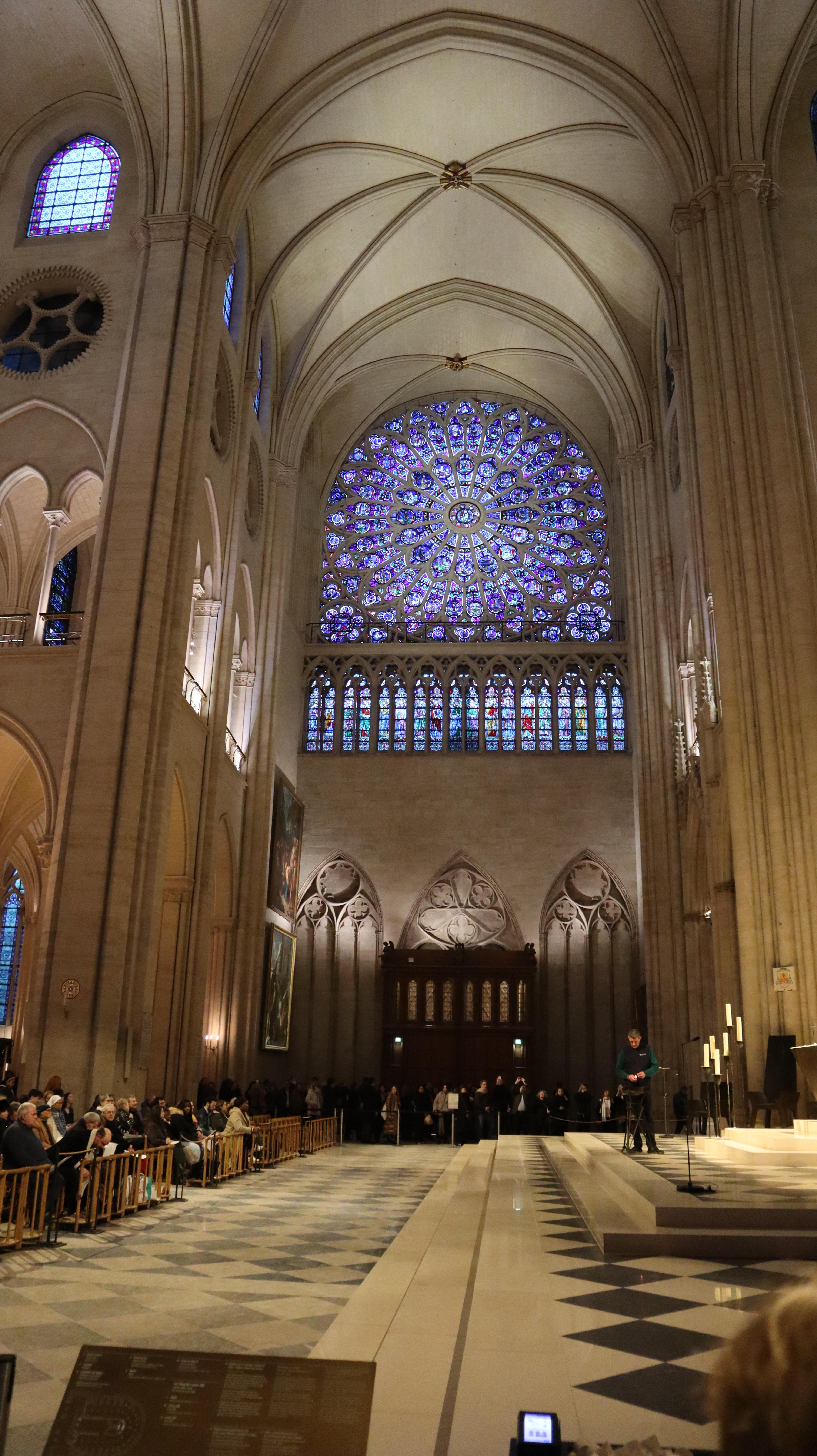 Notre Dame Paris Interior: Premium Licensed Tour (Semi-Private) thumbnail 2
