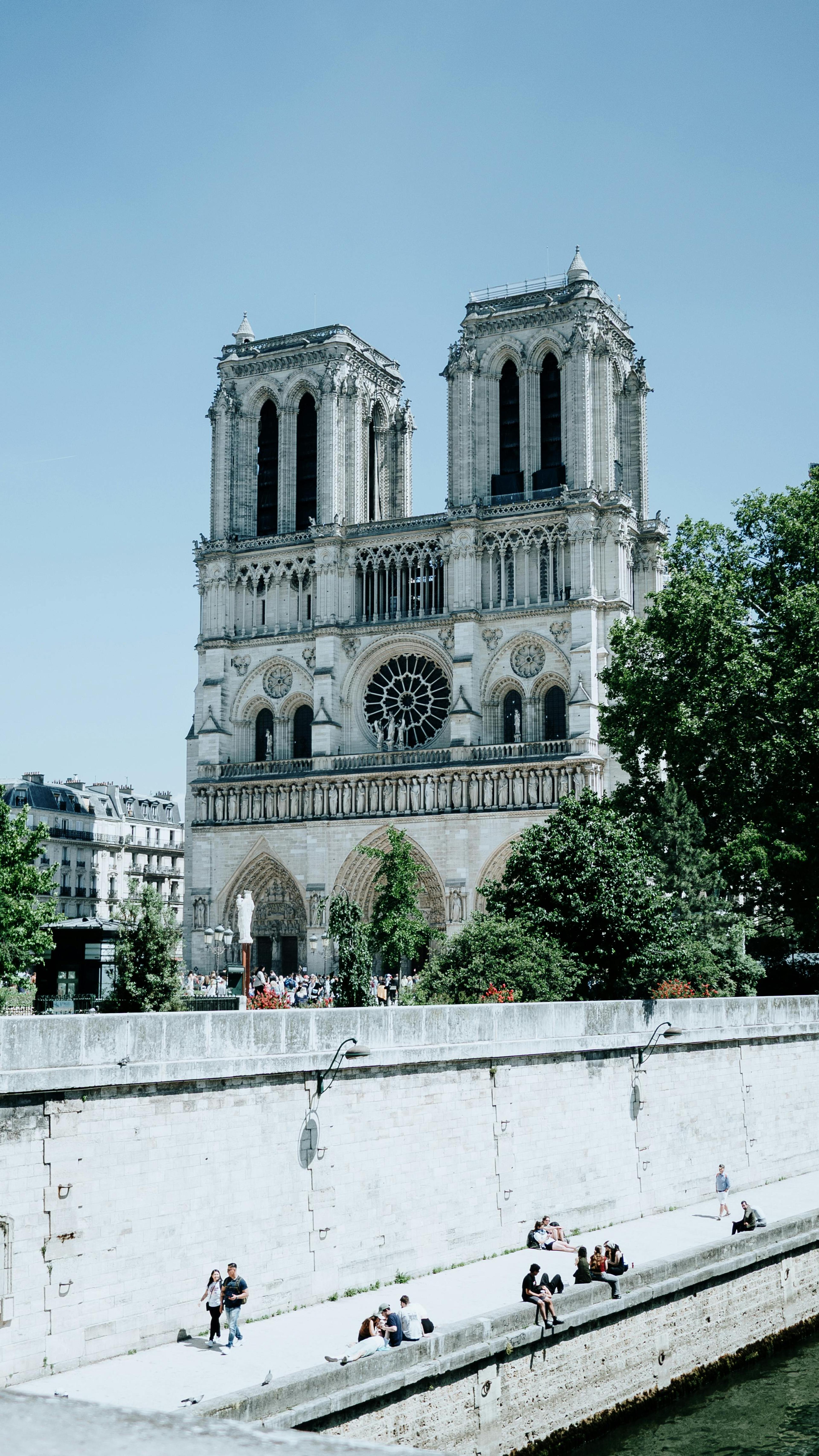 Notre Dame, Sainte-Chapelle & Conciergerie Outdoor Walking Tour - Photo 1