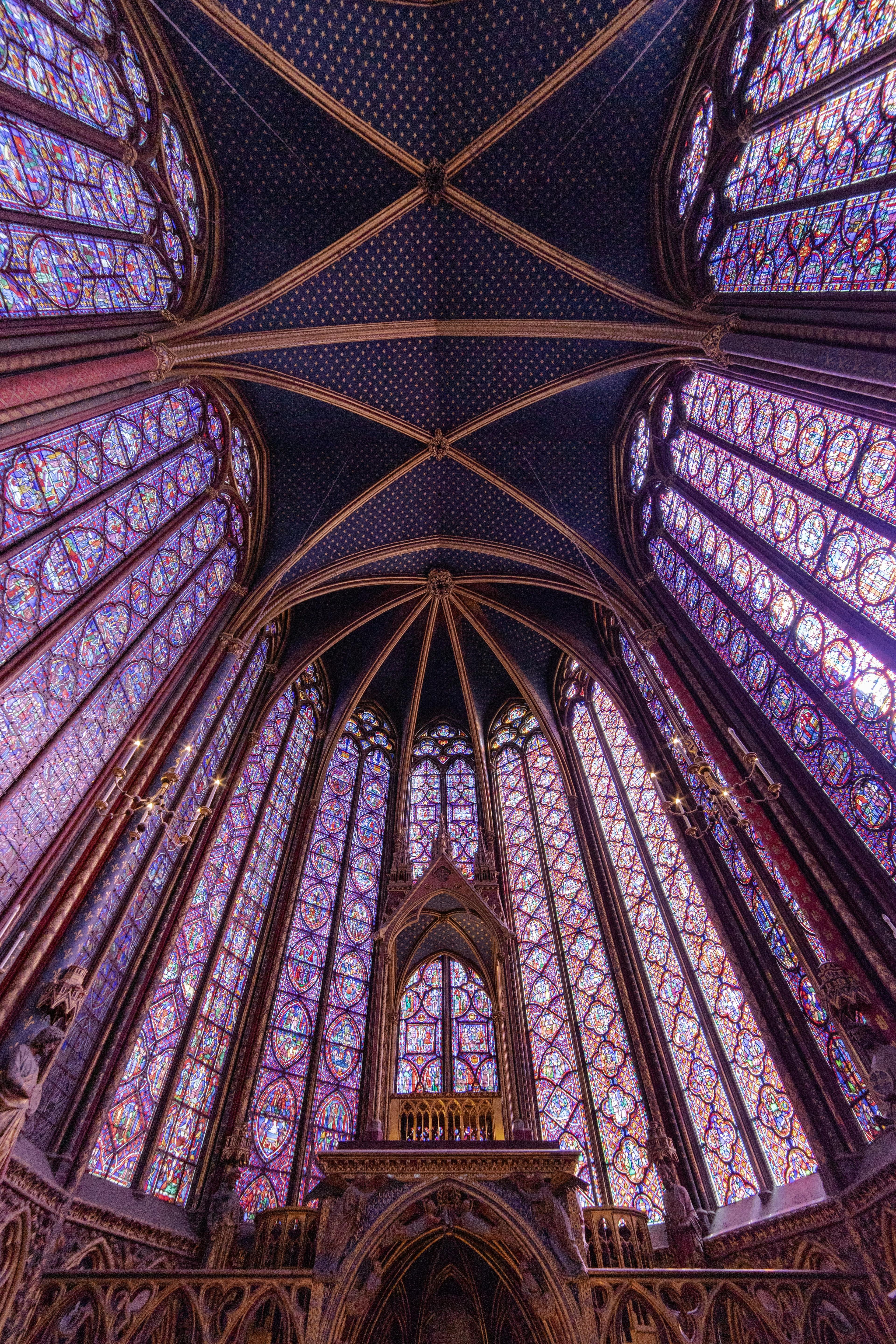 Private Notre-Dame walking Tour w/ Optional Sainte-Chapelle Entry thumbnail 3