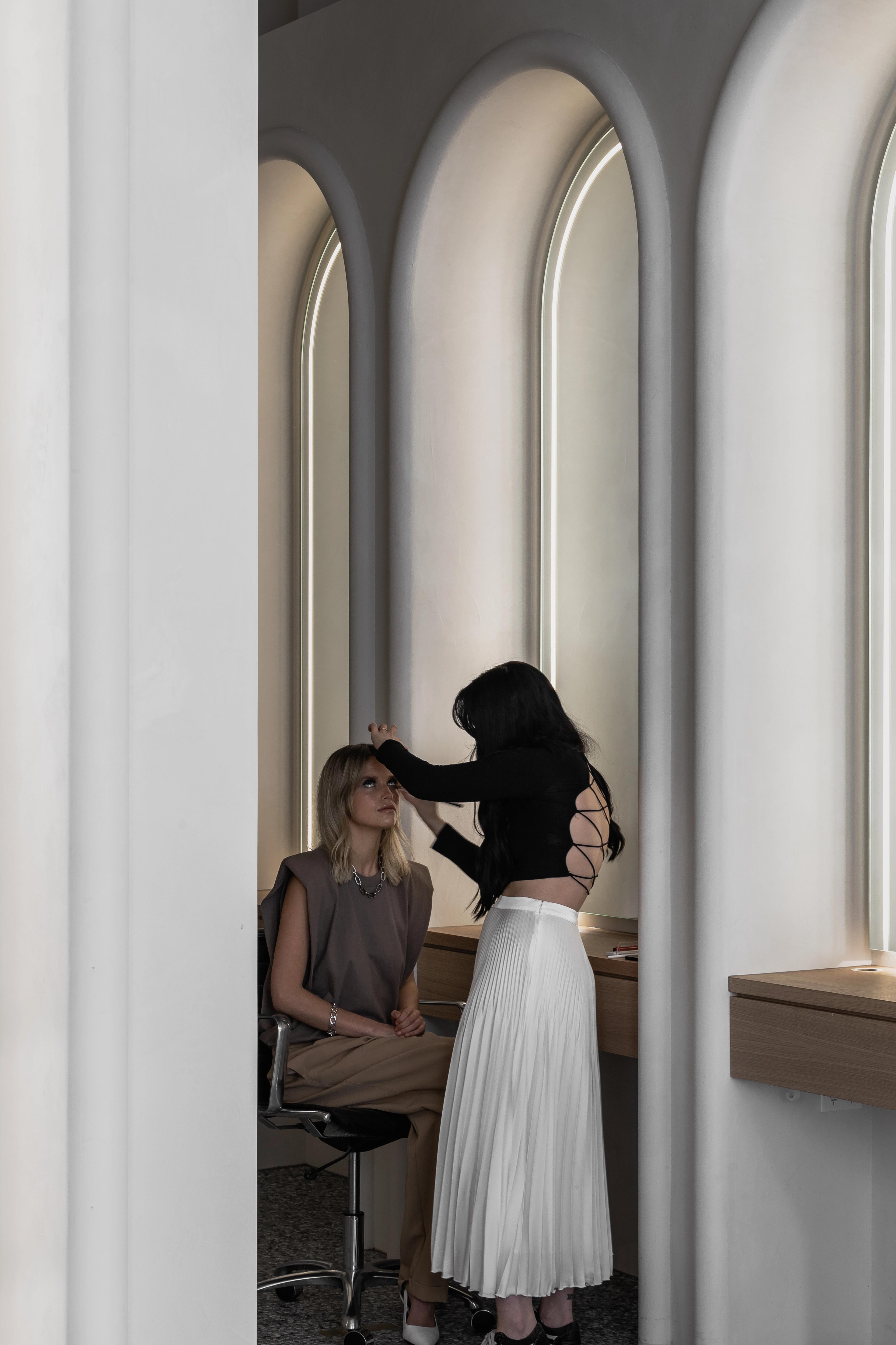 Visual media content