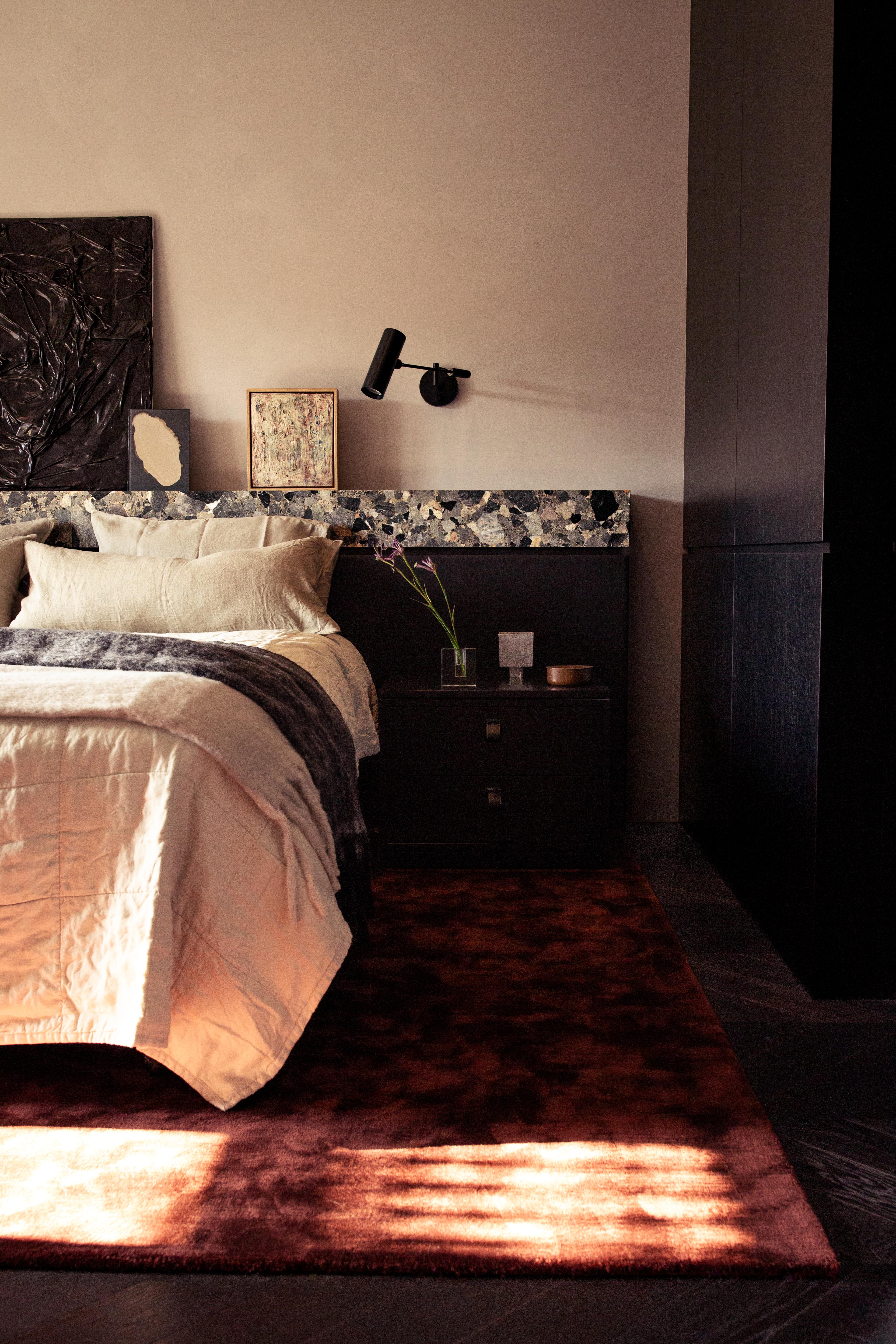 Visual media content