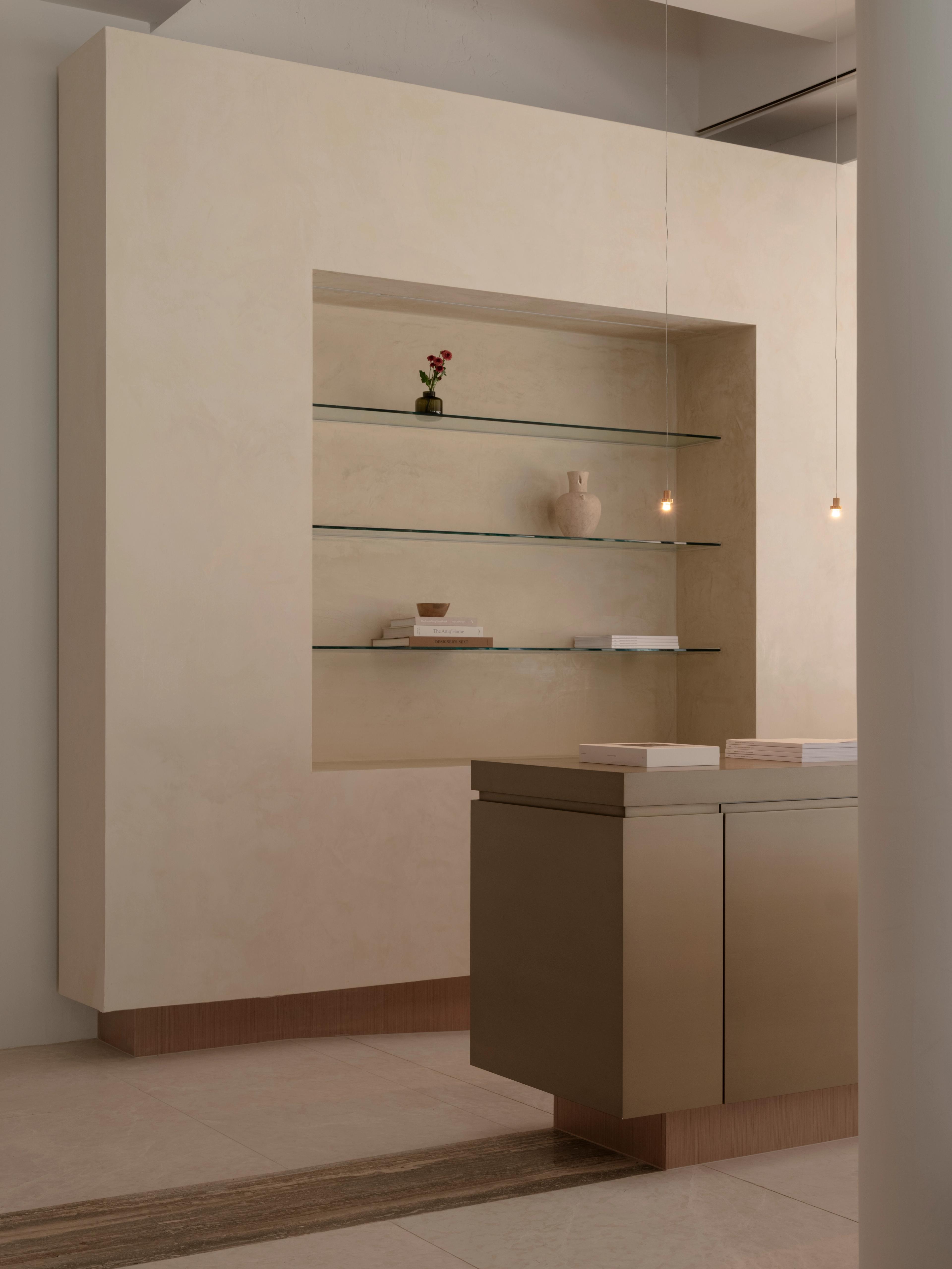 Visual media content