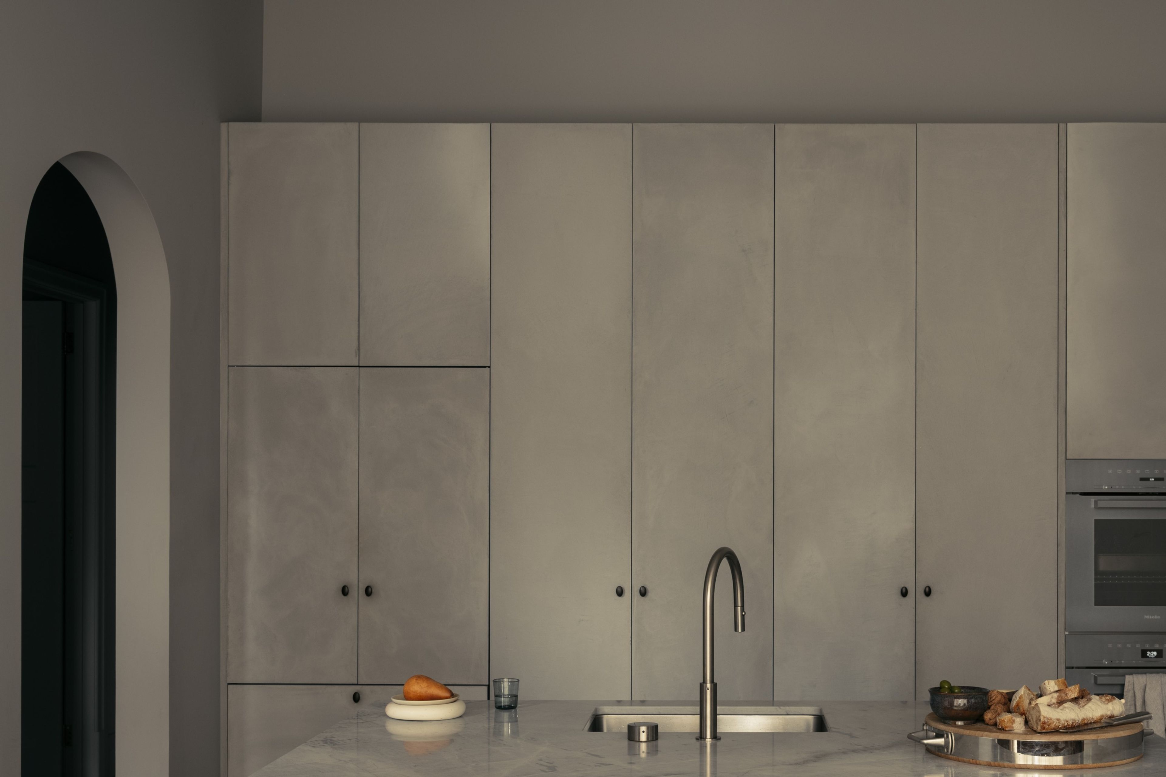 Kennon Warm Shadow Kitchen