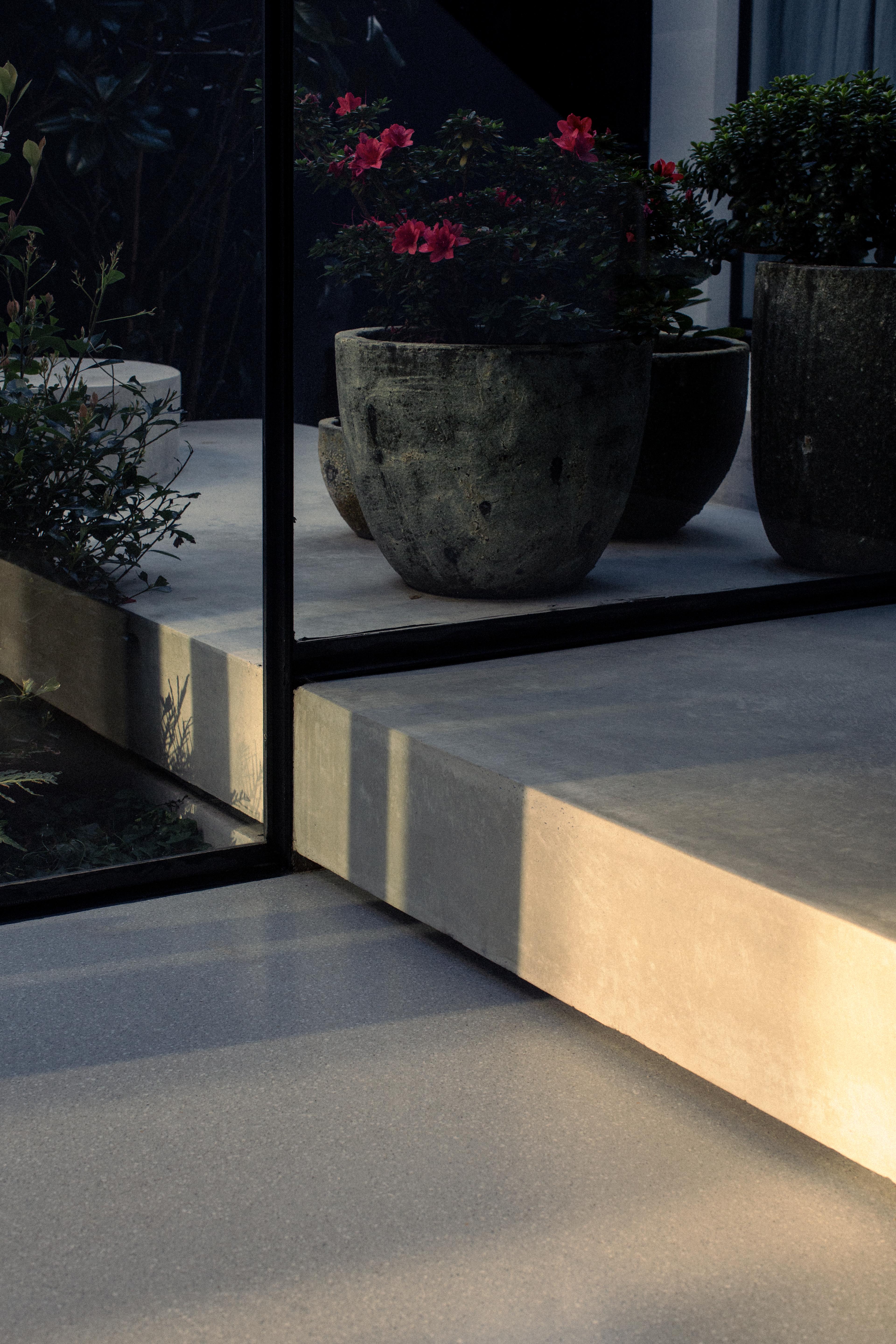 Visual media content