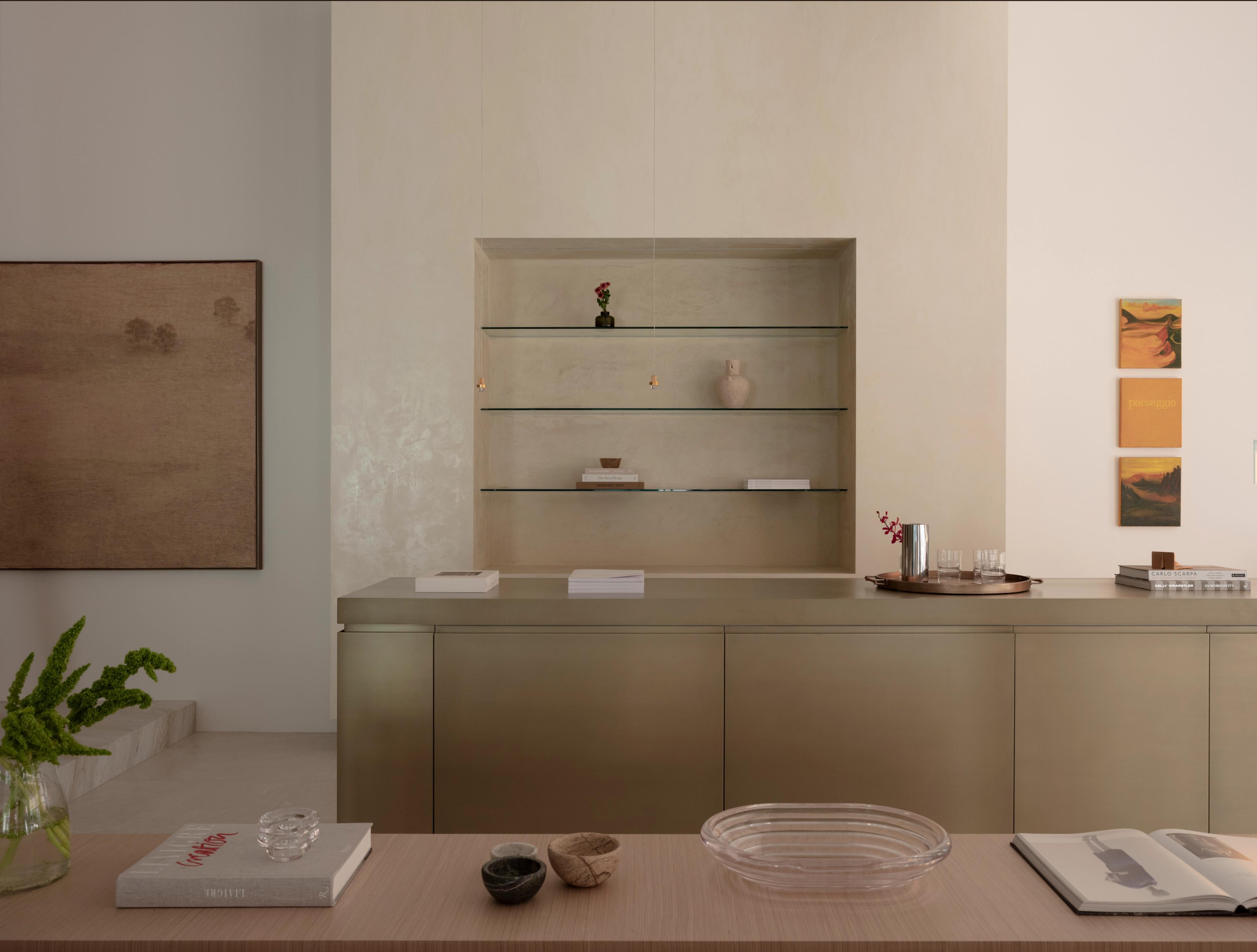 Visual media content