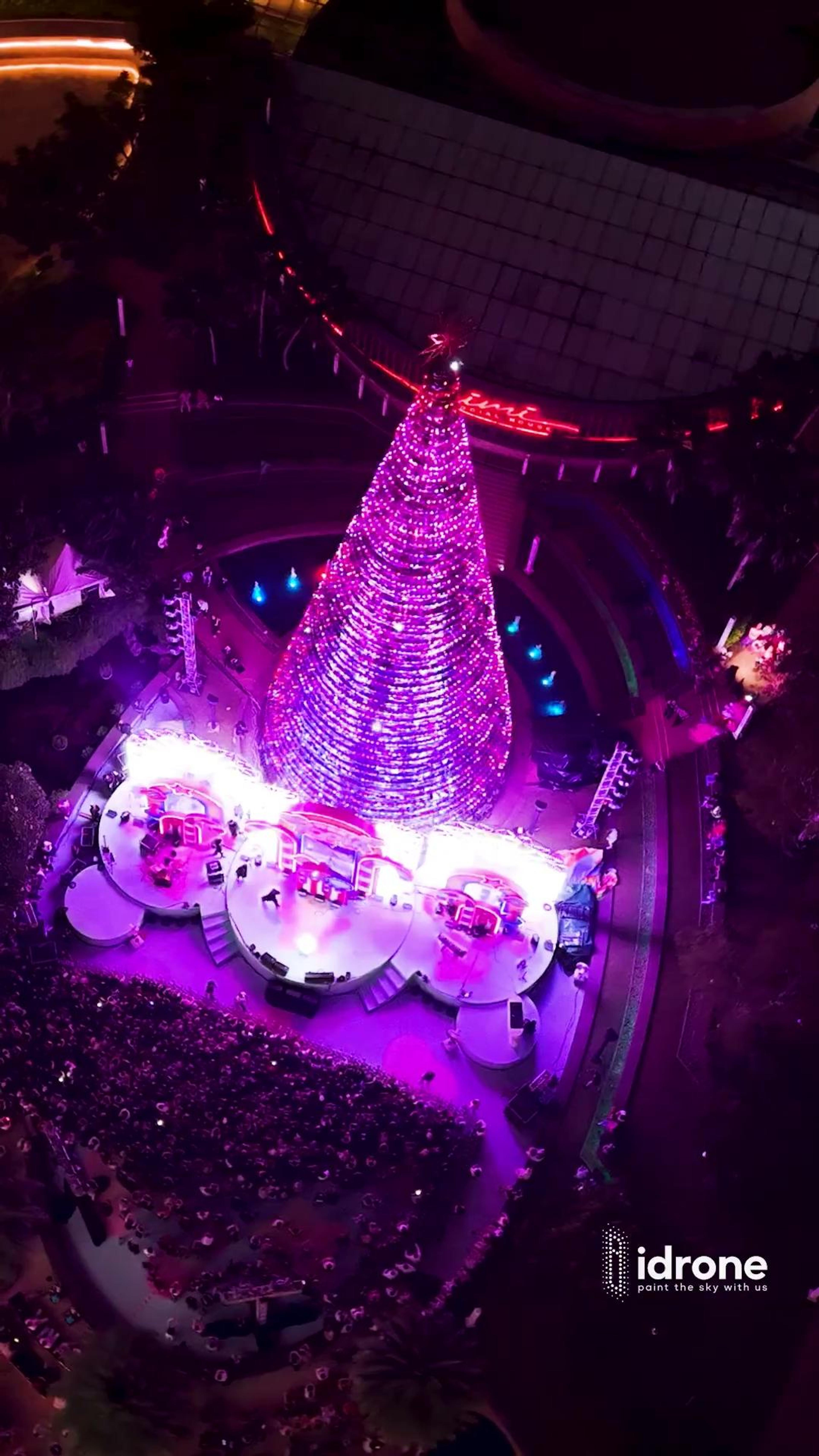 Central Park Mall Jakarta - Central Park Christmas Tree Lighting - photo 5
