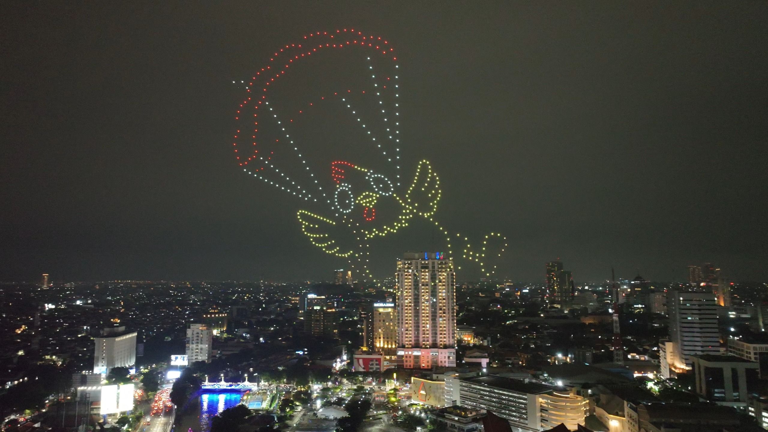 PUBG Mobile 8th Anniversary Opening Show 500 Drones - frame 3