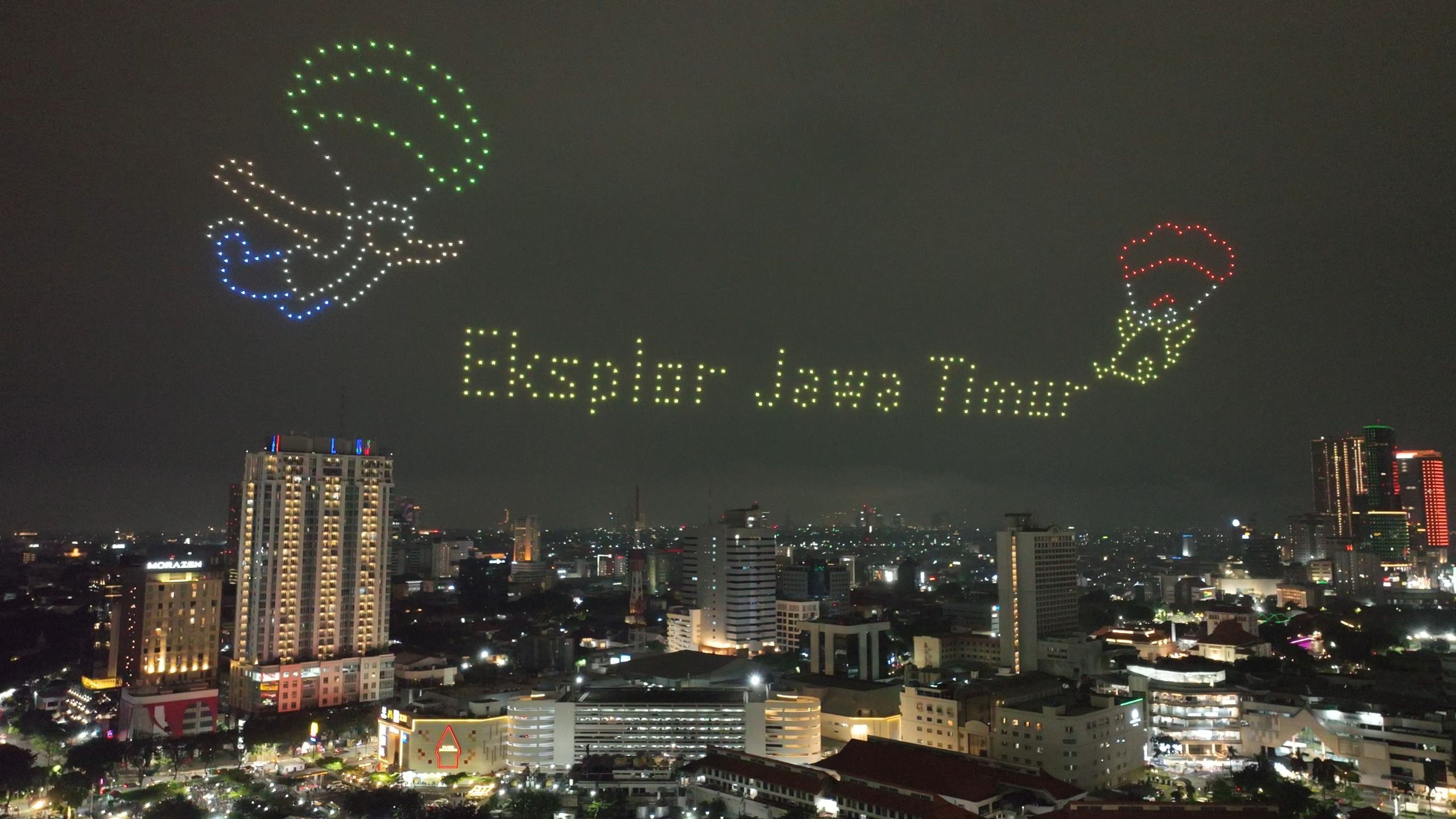 PUBG Mobile 8th Anniversary Opening Show 500 Drones - frame 5