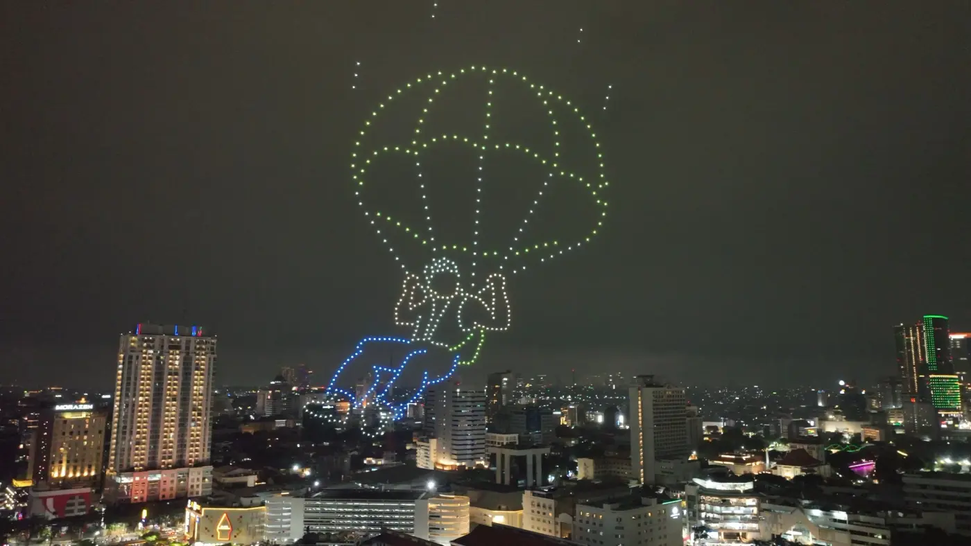 PUBG Mobile 8th Anniversary Opening Show 500 Drones - frame 6