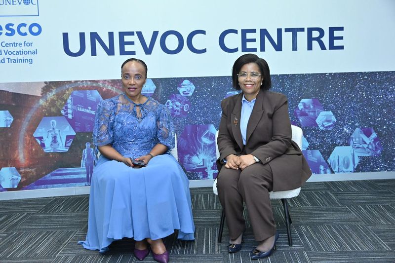 From left to right: Sindisiwe Chikunga, Minister of Women, Youth and Persons with Disabilities; and Professor Puleng LenkaBula, Principal and Vice-Chancellor of Unisa