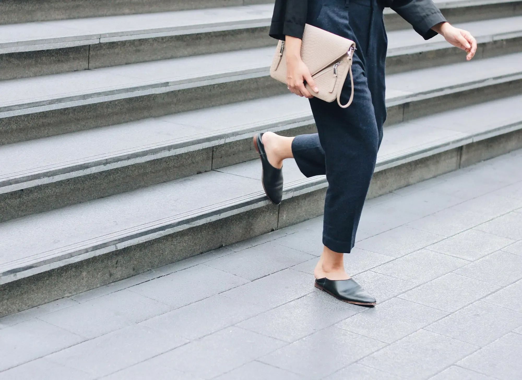 95% Walk Out the Same Day—with Less Pain and Only a Band-Aid