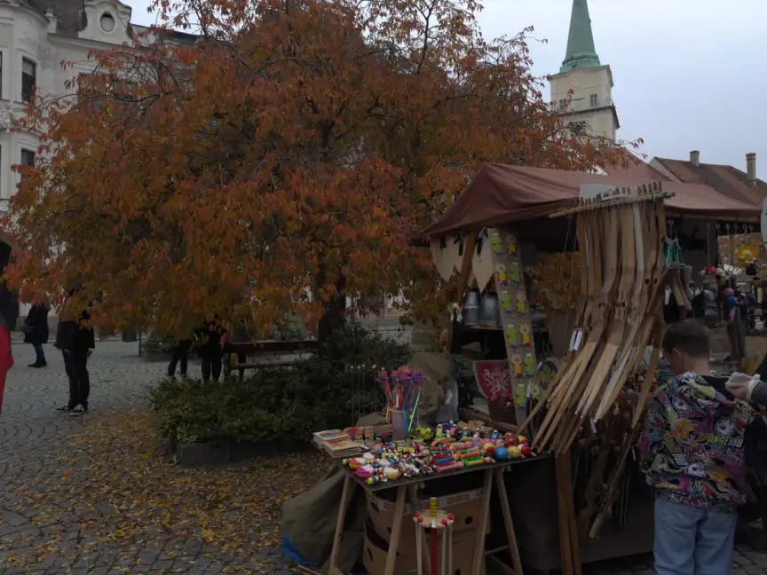 Podzimní jarmark v Rokycanech přilákal davy: Zjistili jsme, co lidé nejvíc ocenili!