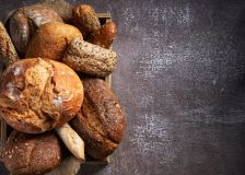 Výběr několika druhů chleba