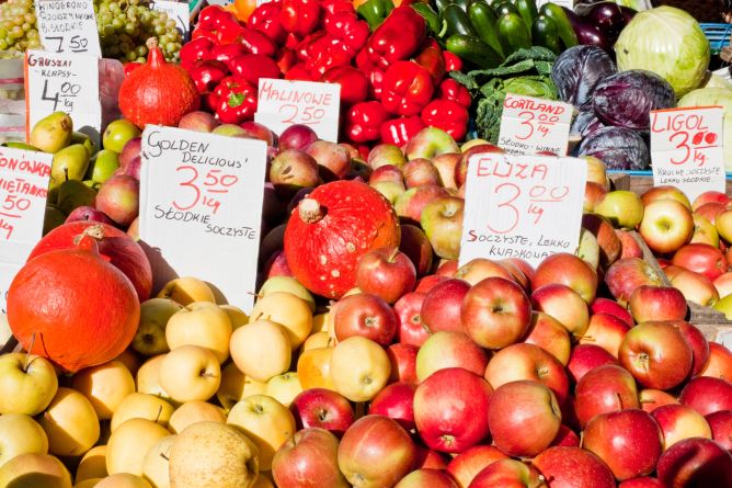 Pozor na polské ovoce! Testy v Česku odhalily látky, které byste nečekali Pozor na polské ovoce! Testy v Česku odhalily látky, které byste nečekali